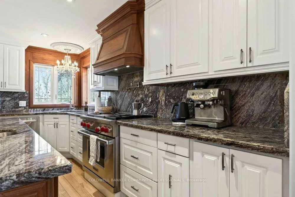 Photo 13 of 389 Clarendon Drive, Hamilton, Ancaster — HOMEH