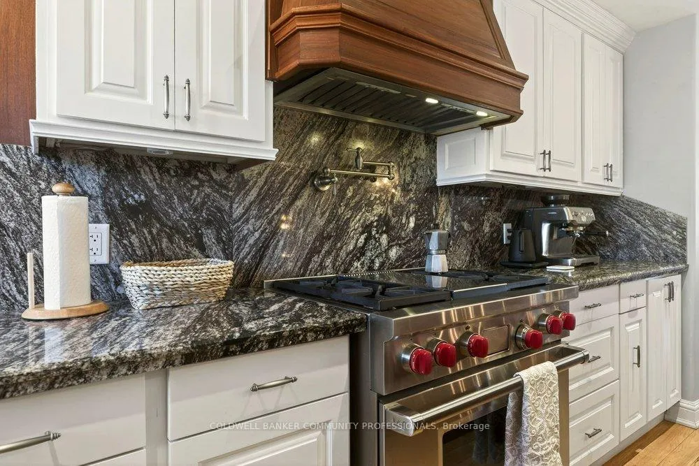 Photo 17 of 389 Clarendon Drive, Hamilton, Ancaster — HOMEH