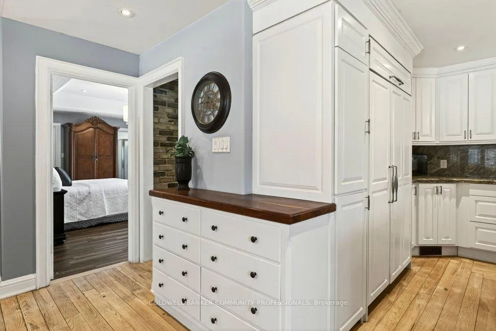 Photo 19 of 389 Clarendon Drive, Hamilton, Ancaster — HOMEH