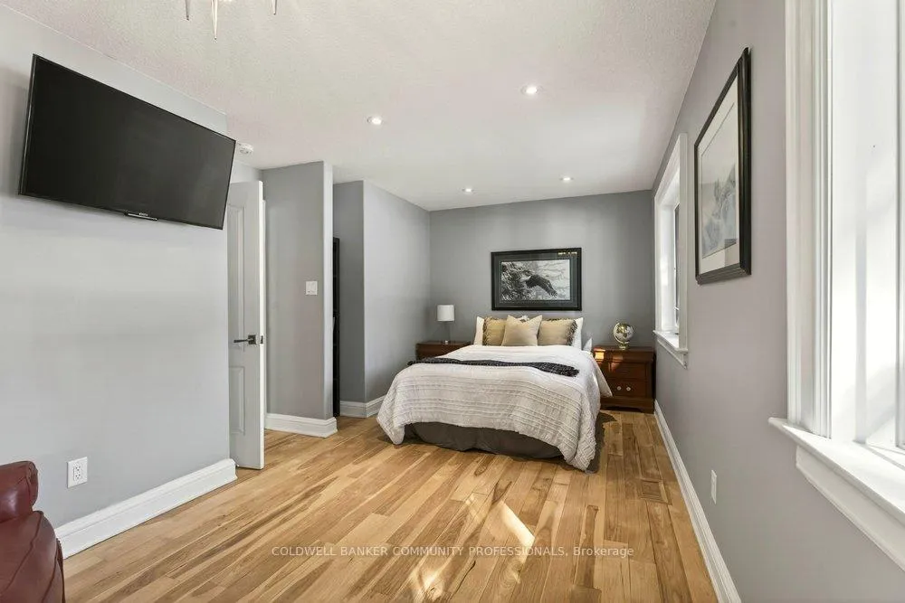 Photo 24 of 389 Clarendon Drive, Hamilton, Ancaster — HOMEH