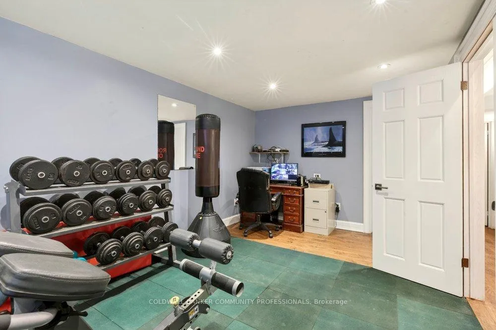 Photo 36 of 389 Clarendon Drive, Hamilton, Ancaster — HOMEH