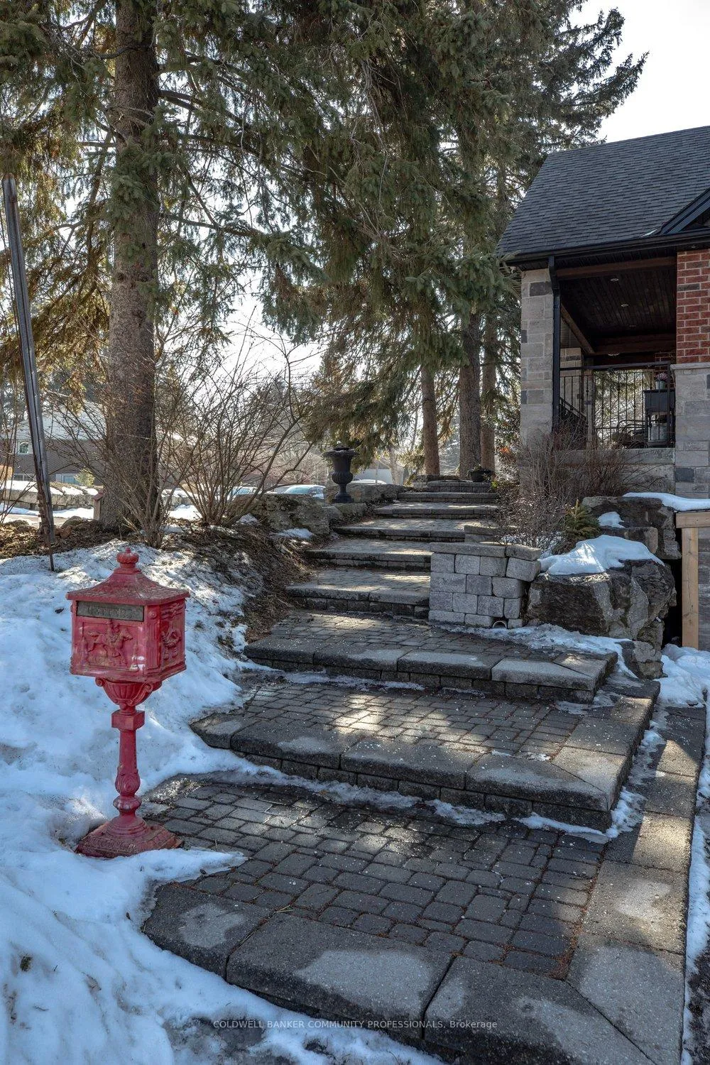 Photo 39 of 389 Clarendon Drive, Hamilton, Ancaster — HOMEH