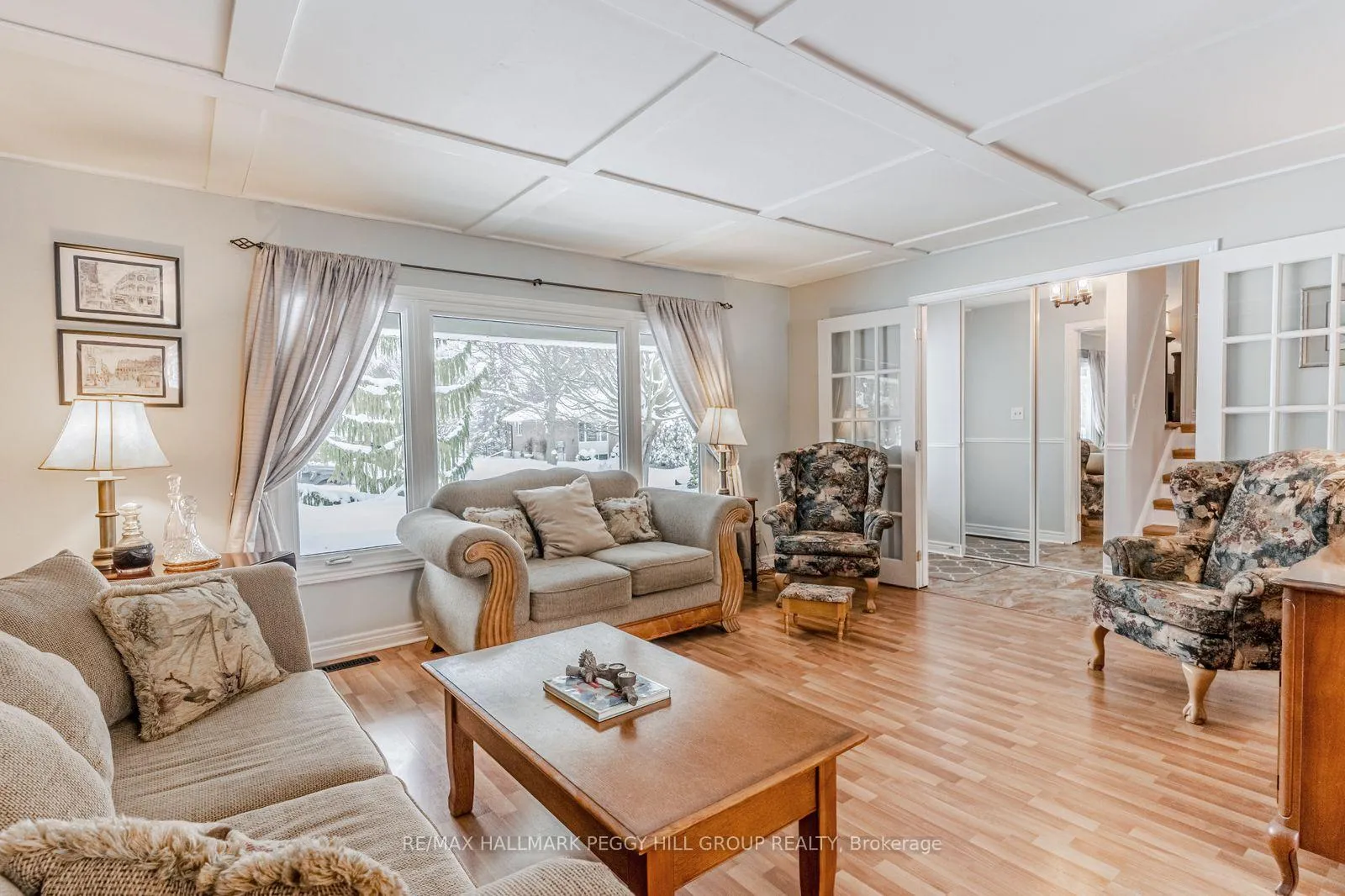 Photo 2 of 229 Deborah Way, Barrie, Painswick North — HOMEH