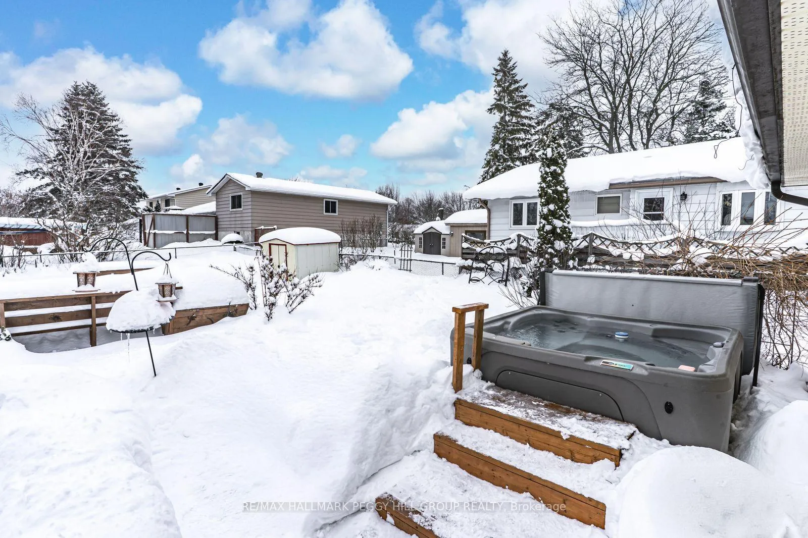 Photo 14 of 229 Deborah Way, Barrie, Painswick North — HOMEH