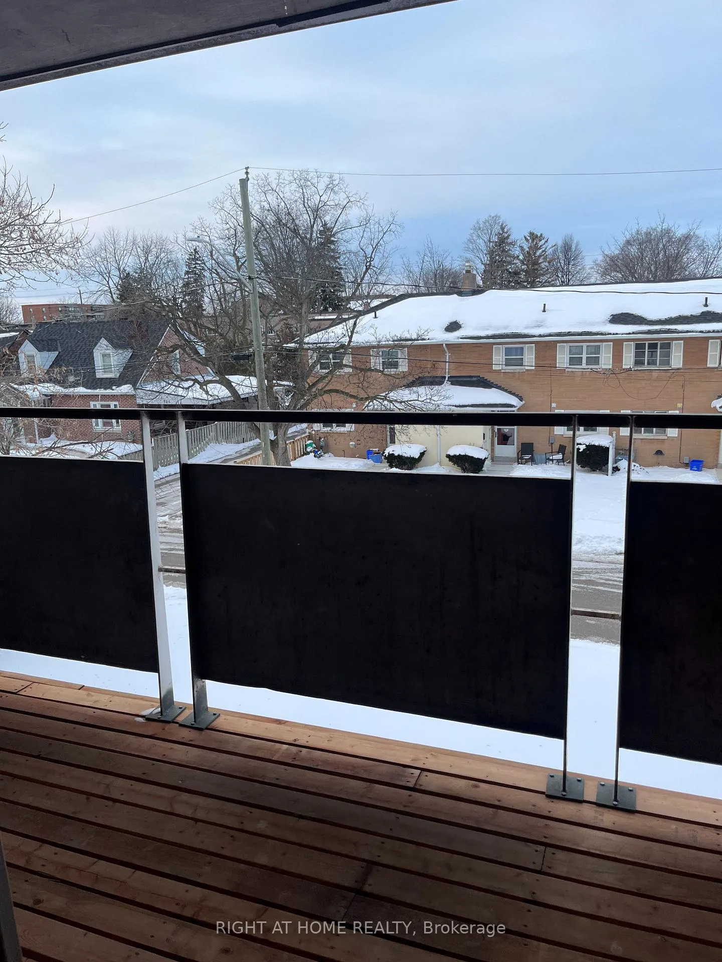 Photo 5 of Unit UNIT #2, 129 Cedar Street, Whitby, Downtown Whitby — HOMEH