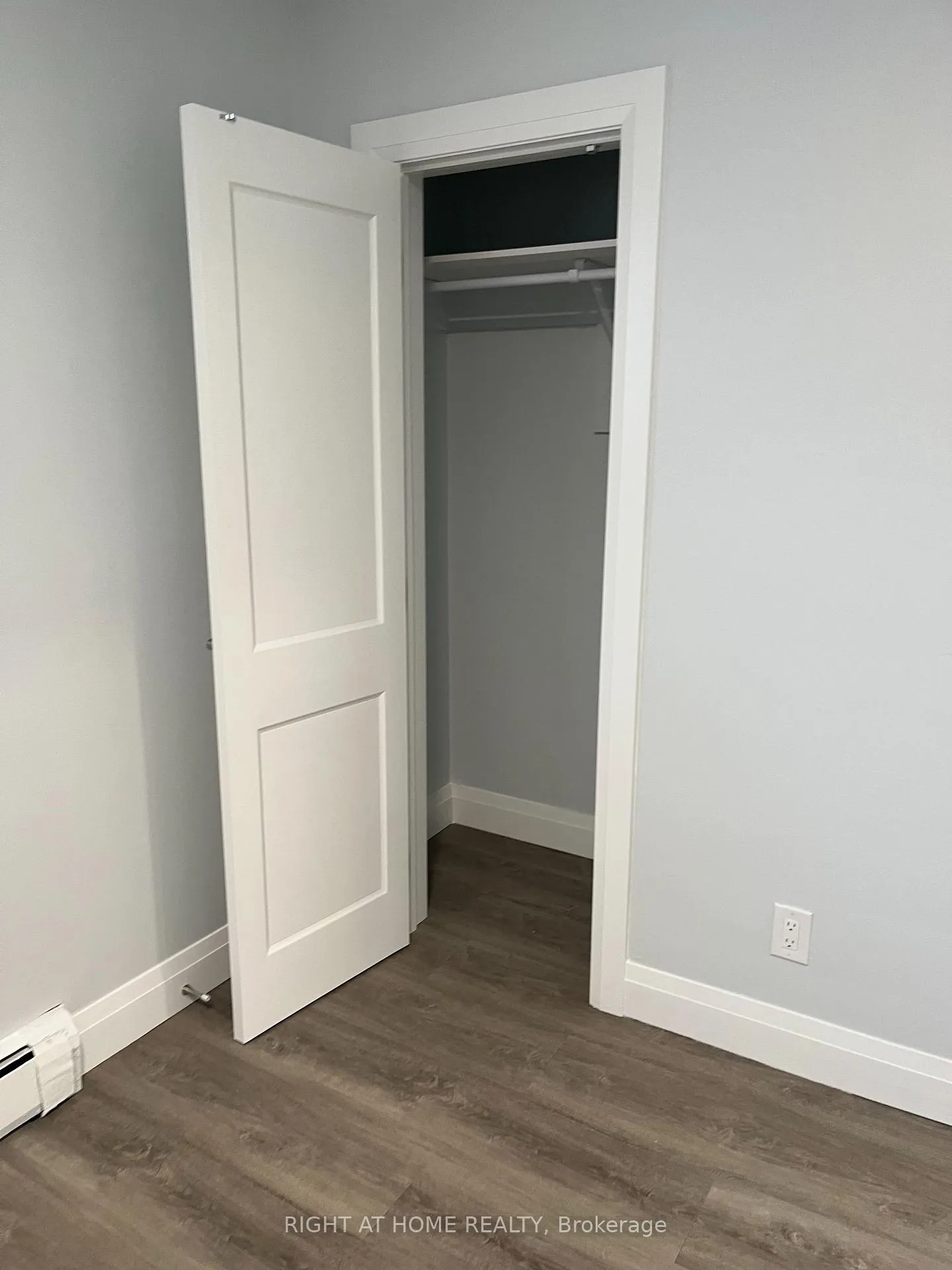 Photo 13 of Unit UNIT #2, 129 Cedar Street, Whitby, Downtown Whitby — HOMEH