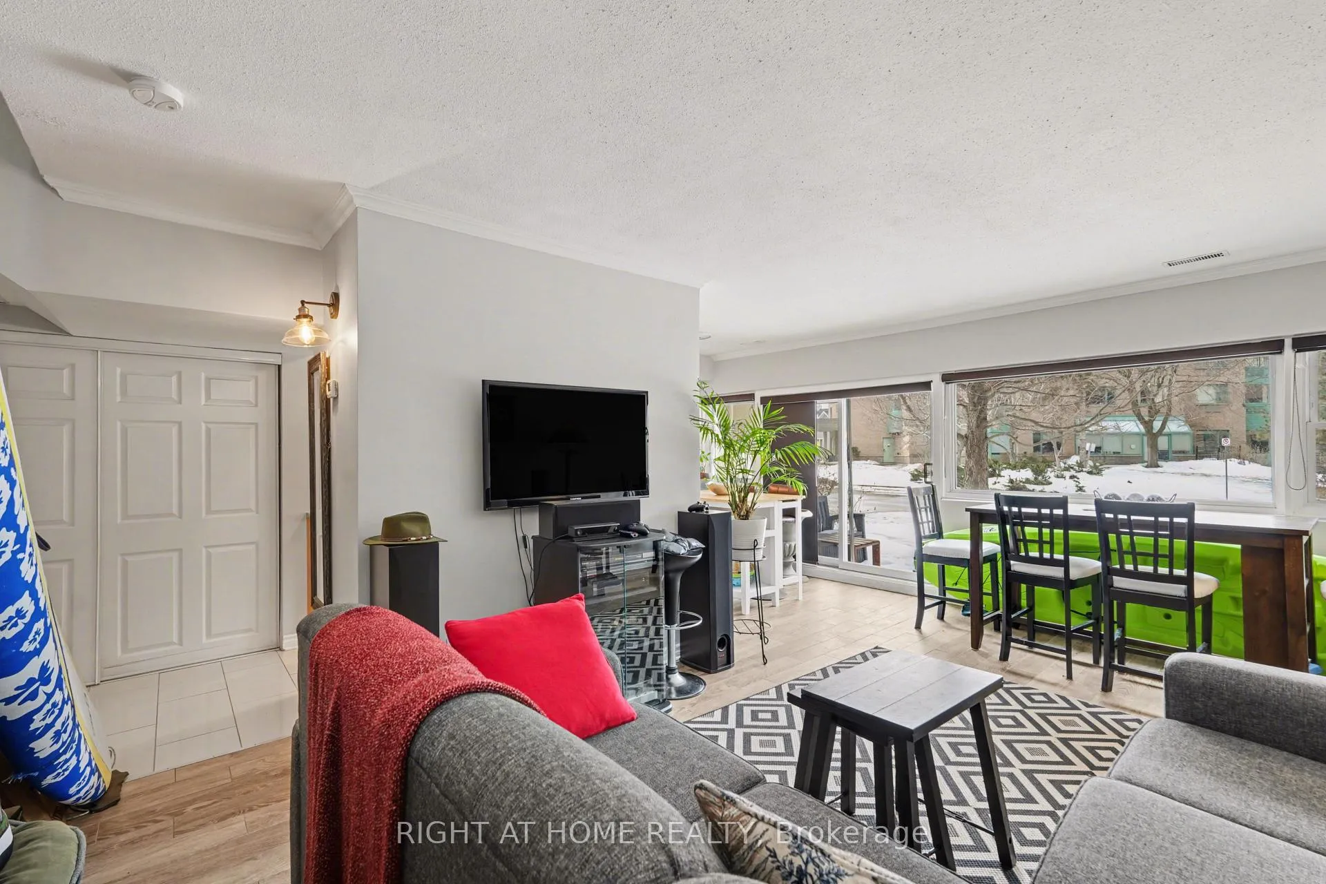 Photo 9 of Unit 121, 12 Corkstown Road, Ottawa, Lakeview Park — HOMEH