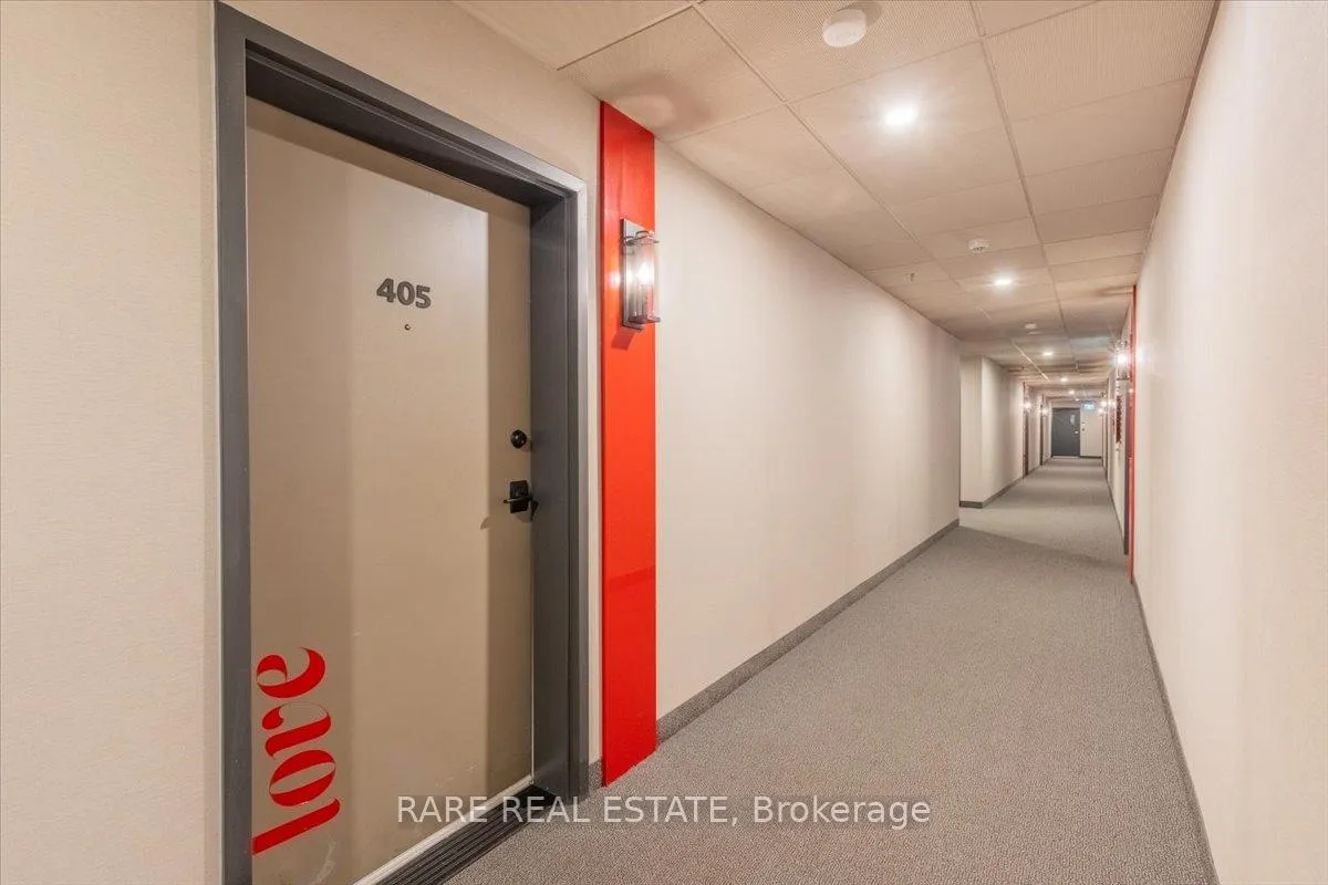 Photo 5 of Unit 405, 10 Culinary Lane, Barrie, Rural Barrie Southeast — HOMEH
