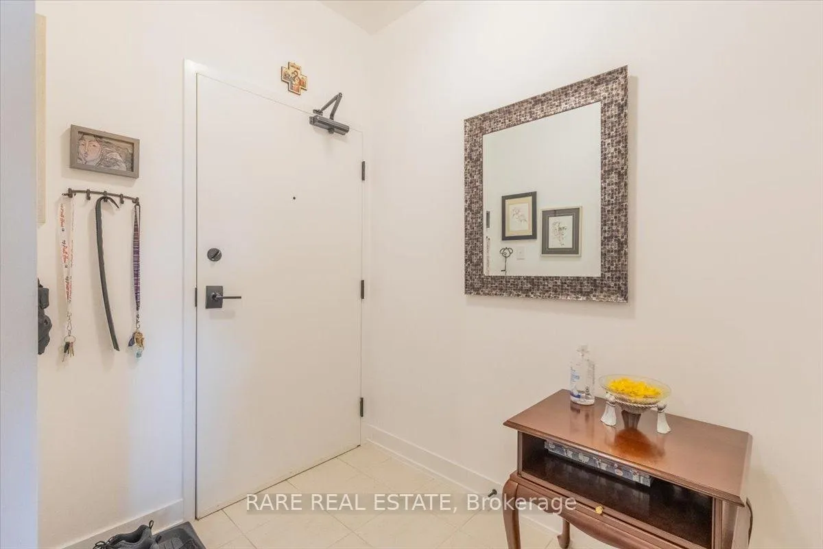Photo 6 of Unit 405, 10 Culinary Lane, Barrie, Rural Barrie Southeast — HOMEH