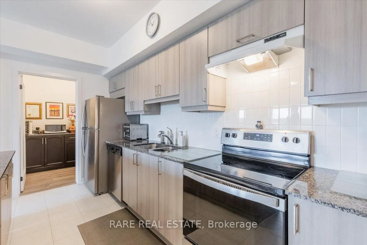Photo 10 of Unit 405, 10 Culinary Lane, Barrie, Rural Barrie Southeast — HOMEH