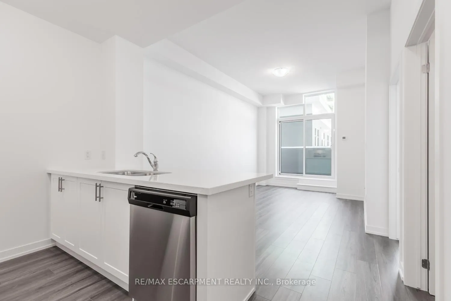 Photo 9 of Unit 516, 460 Dundas Street, Hamilton, Waterdown — HOMEH