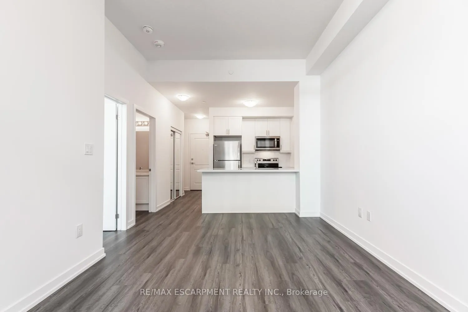 Photo 12 of Unit 516, 460 Dundas Street, Hamilton, Waterdown — HOMEH
