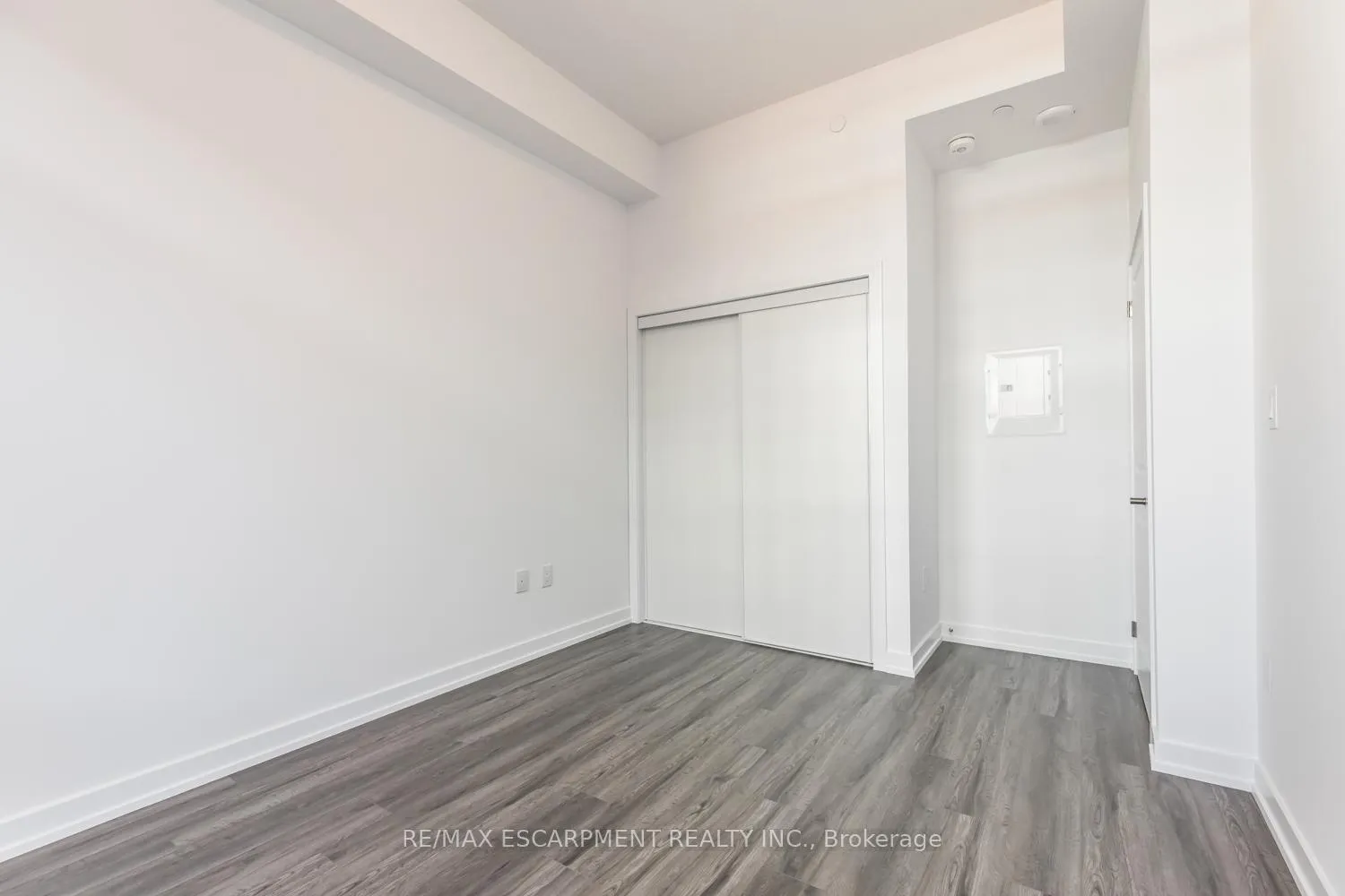 Photo 22 of Unit 516, 460 Dundas Street, Hamilton, Waterdown — HOMEH