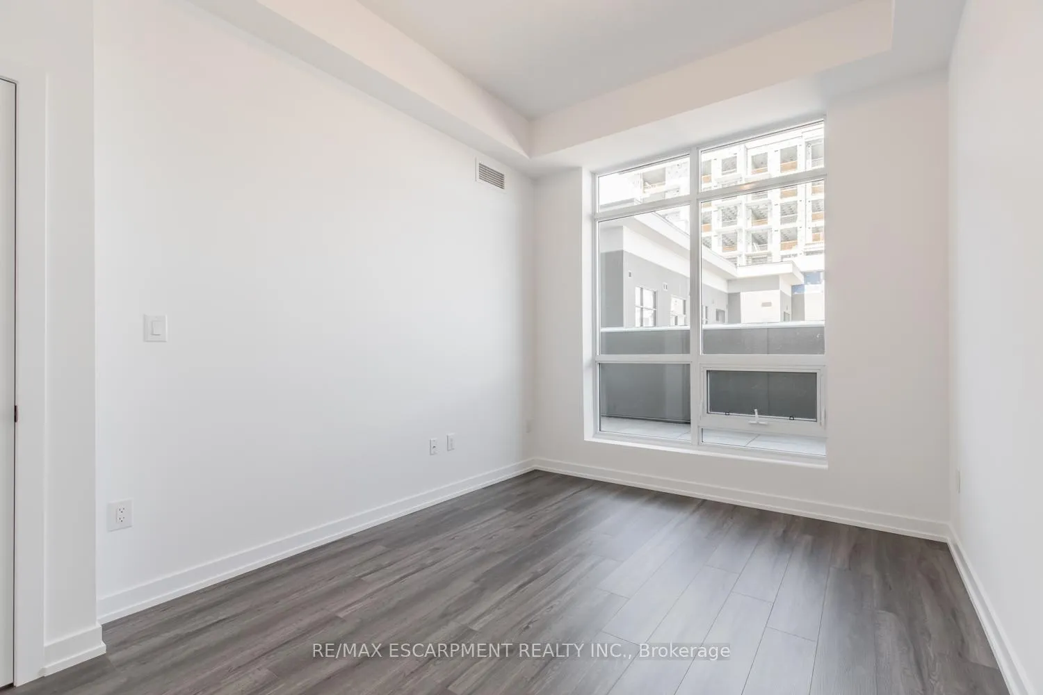 Photo 24 of Unit 516, 460 Dundas Street, Hamilton, Waterdown — HOMEH