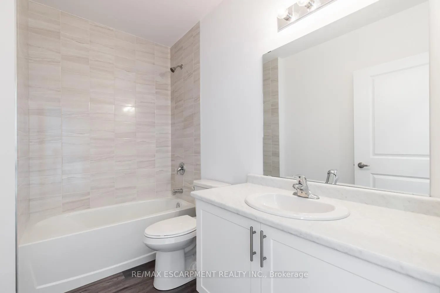 Photo 25 of Unit 516, 460 Dundas Street, Hamilton, Waterdown — HOMEH