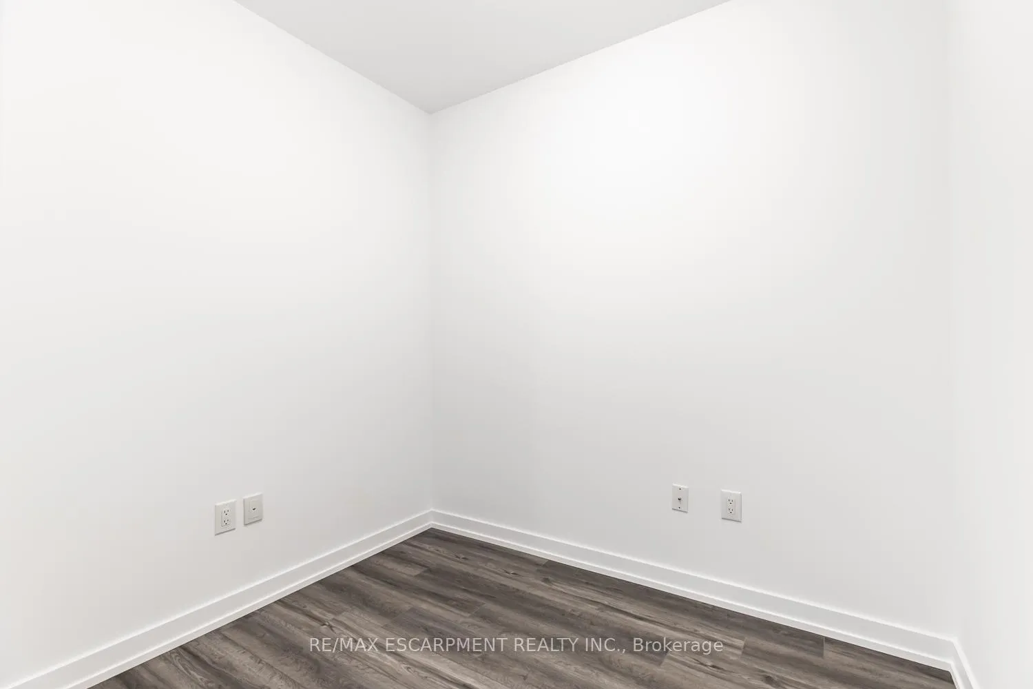 Photo 27 of Unit 516, 460 Dundas Street, Hamilton, Waterdown — HOMEH