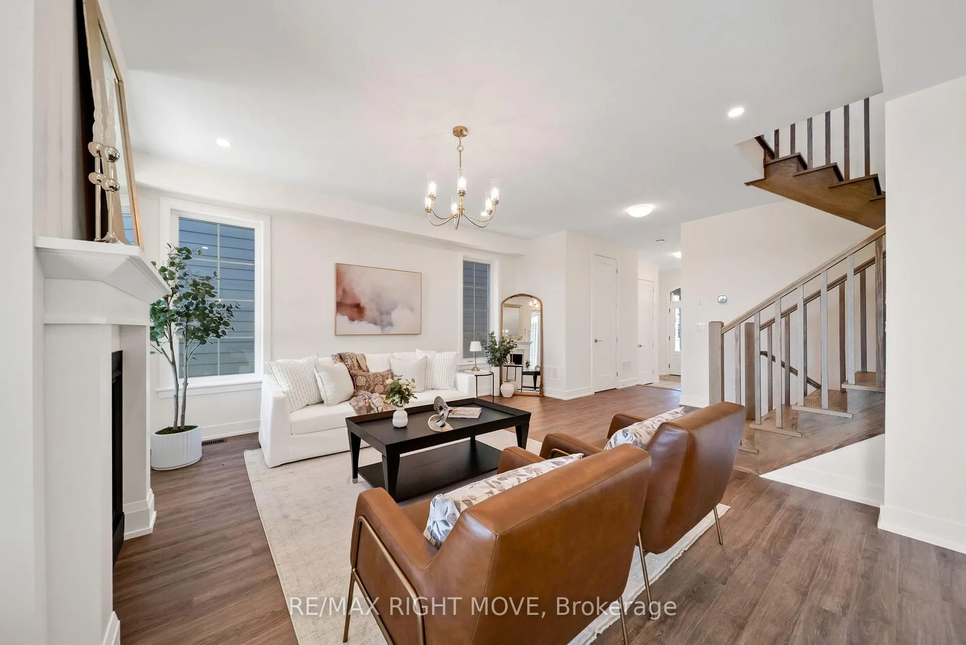 Photo 10 of 3194 Orion Boulevard, Orillia — HOMEH
