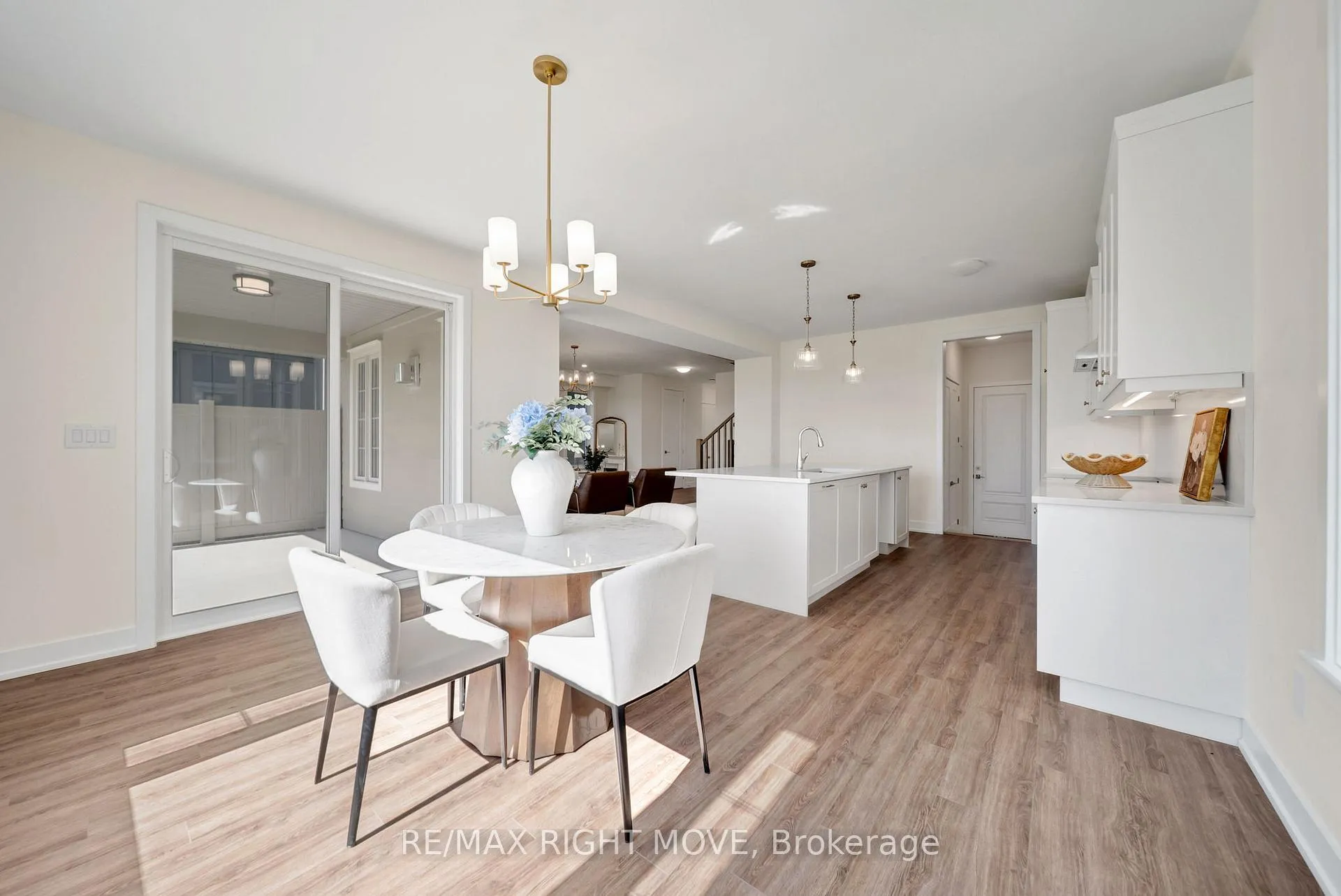 Photo 18 of 3194 Orion Boulevard, Orillia — HOMEH