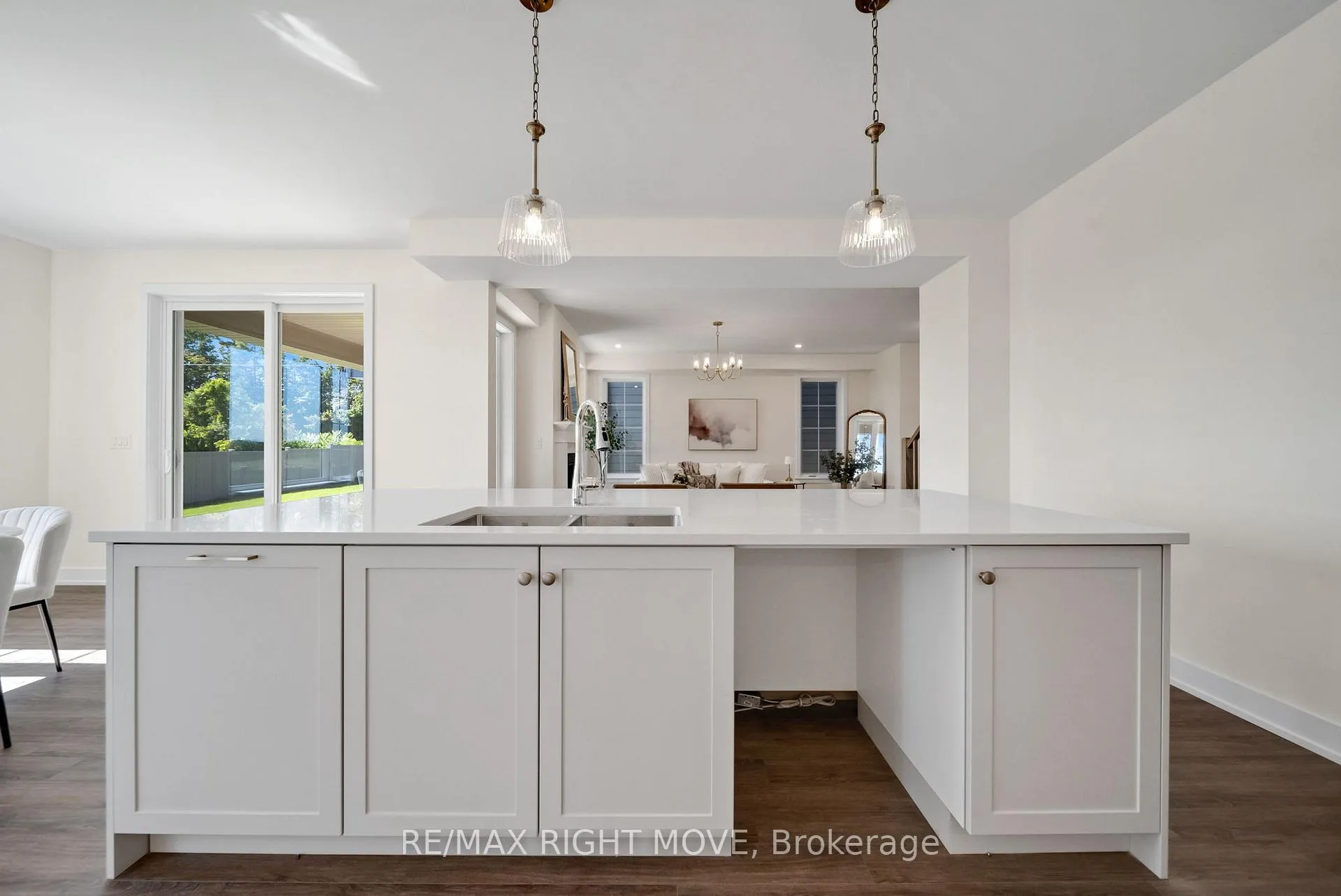 Photo 20 of 3194 Orion Boulevard, Orillia — HOMEH