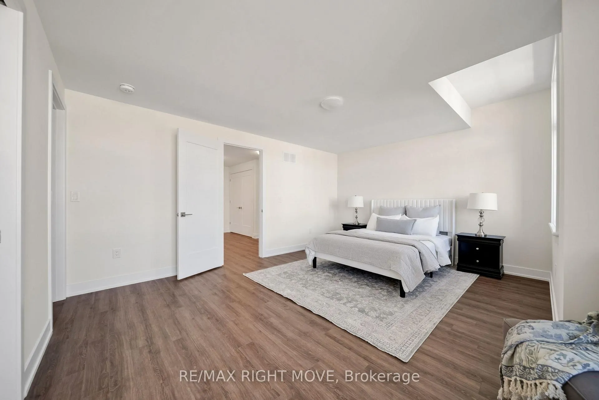 Photo 23 of 3194 Orion Boulevard, Orillia — HOMEH
