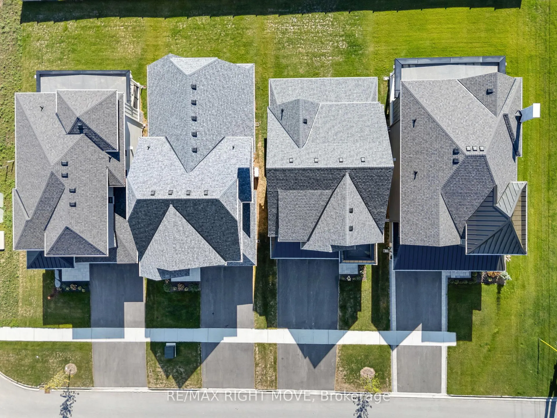 Photo 38 of 3194 Orion Boulevard, Orillia — HOMEH