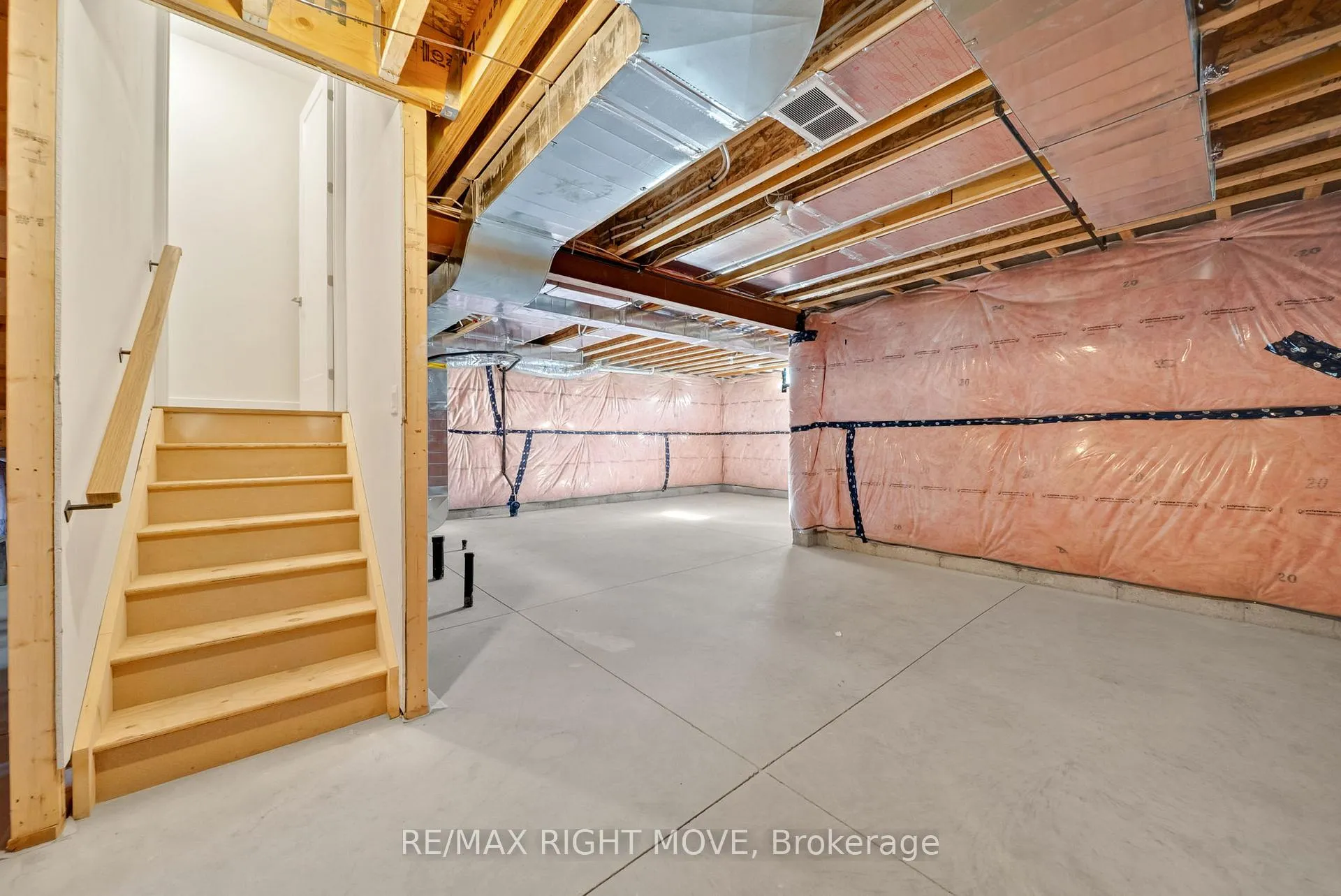 Photo 39 of 3194 Orion Boulevard, Orillia — HOMEH