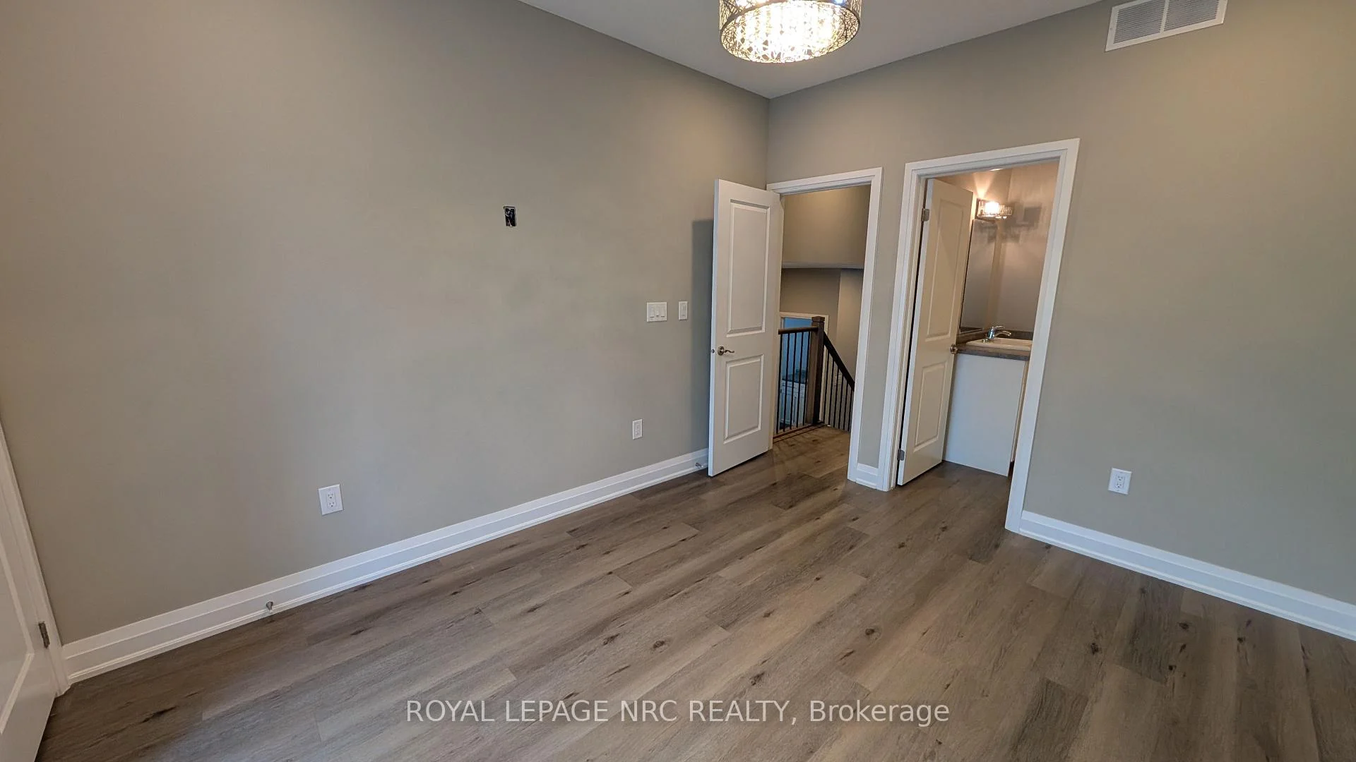 Photo 18 of 37A Ormonde Avenue, St. Catharines, Facer — HOMEH