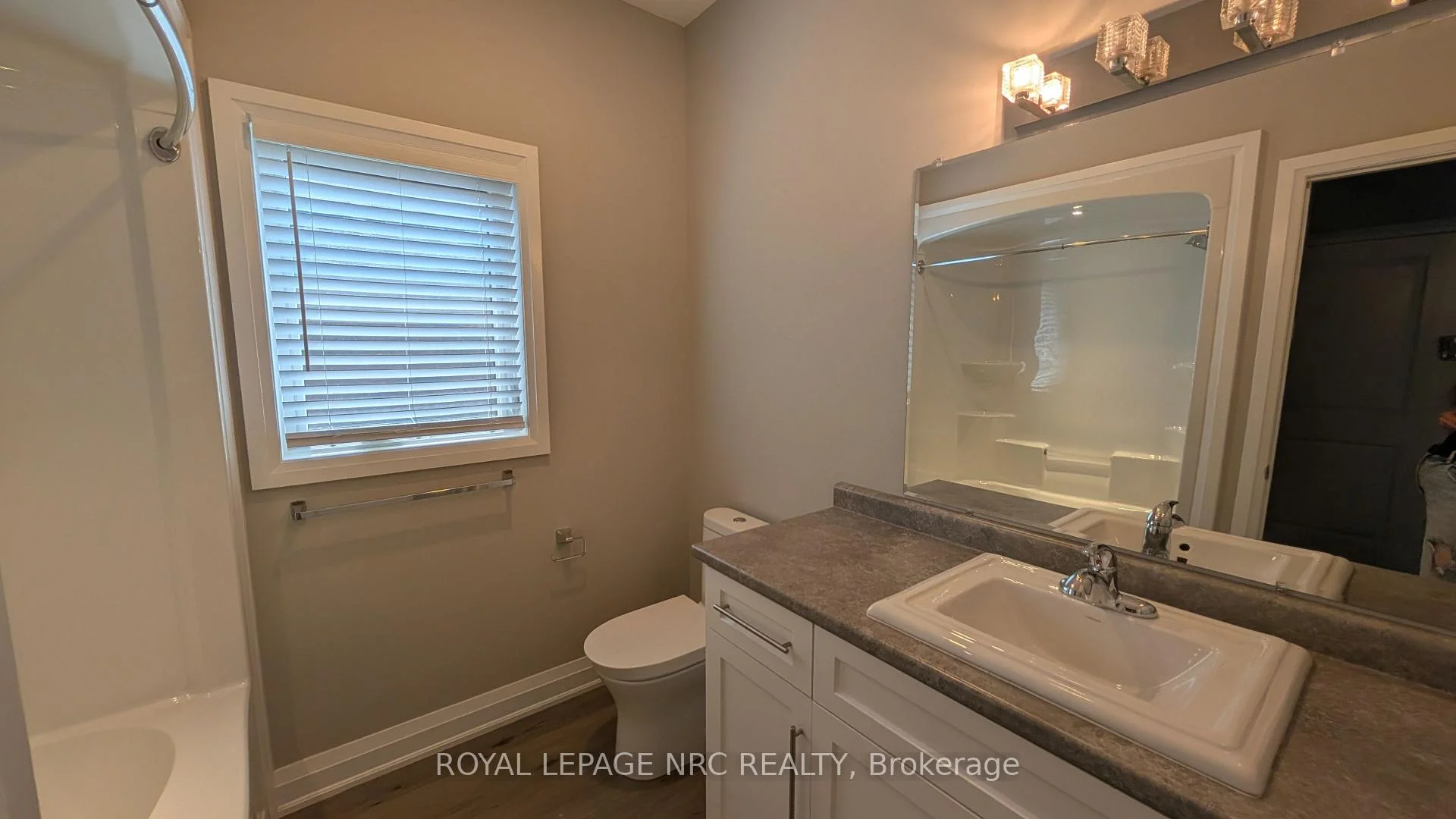 Photo 21 of 37A Ormonde Avenue, St. Catharines, Facer — HOMEH