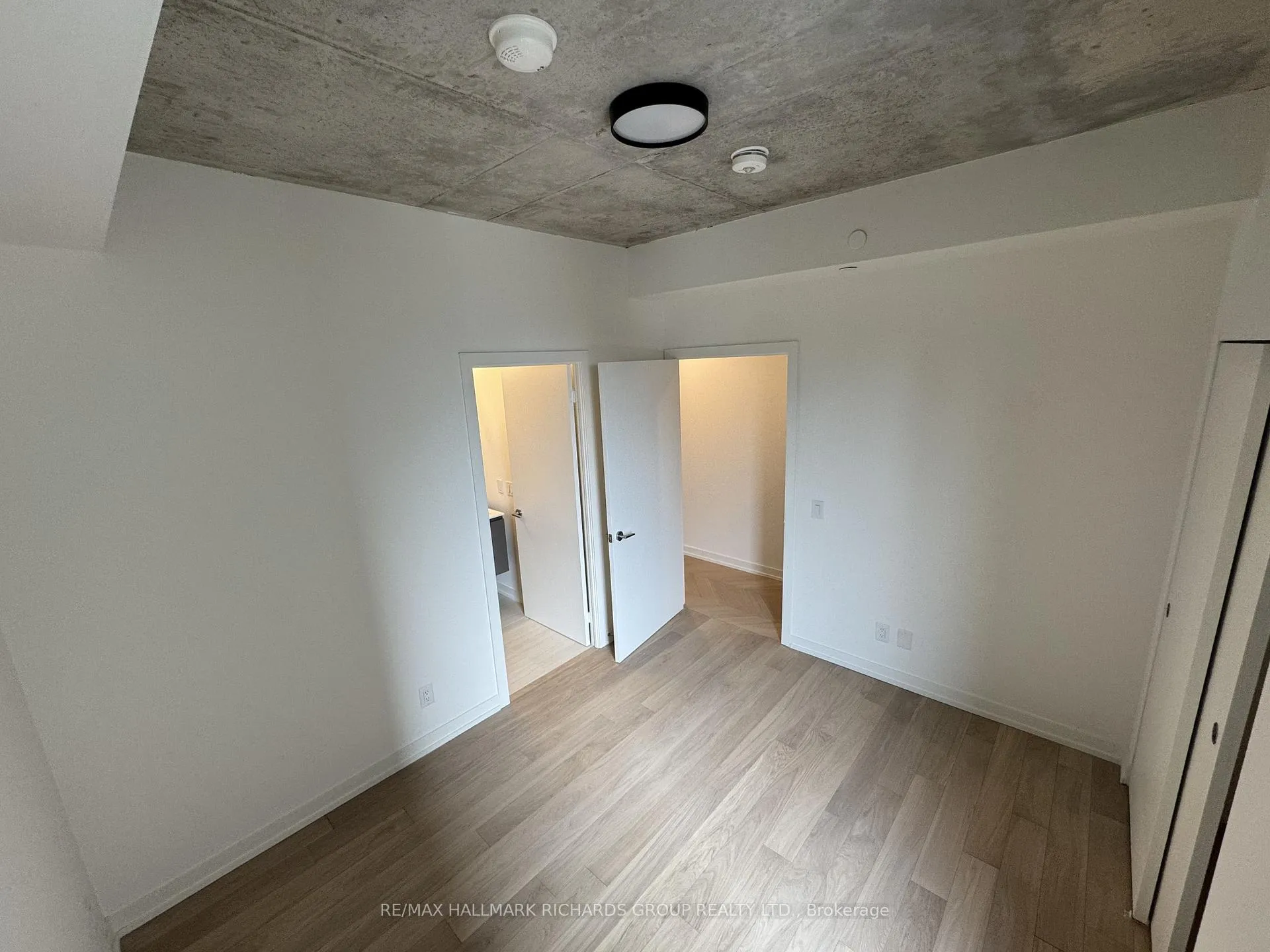 Photo 8 of Unit 402, 761 Queen Street E, Toronto, South Riverdale — HOMEH