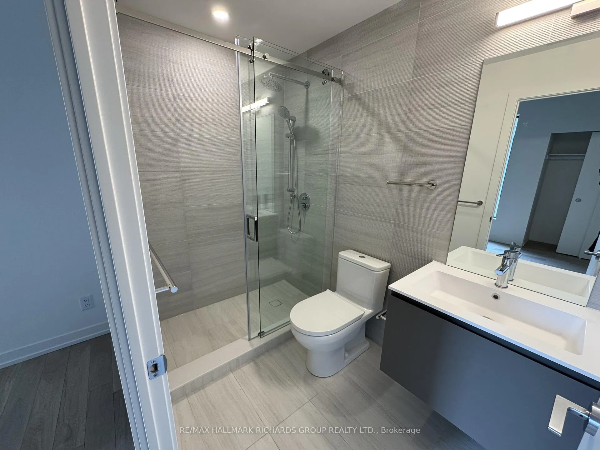 Photo 13 of Unit 402, 761 Queen Street E, Toronto, South Riverdale — HOMEH