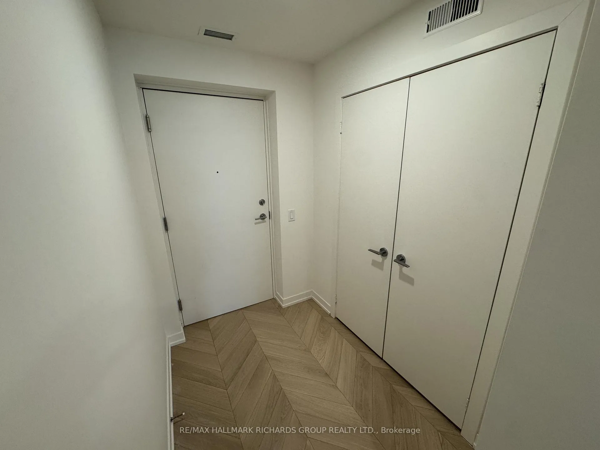 Photo 15 of Unit 402, 761 Queen Street E, Toronto, South Riverdale — HOMEH