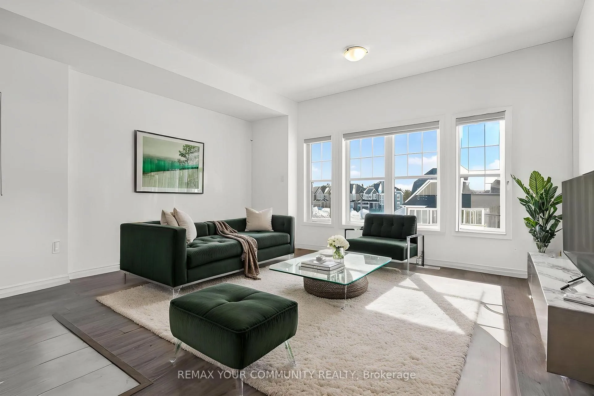 Photo 4 of 150 Village Gate Drive, Wasaga Beach — HOMEH