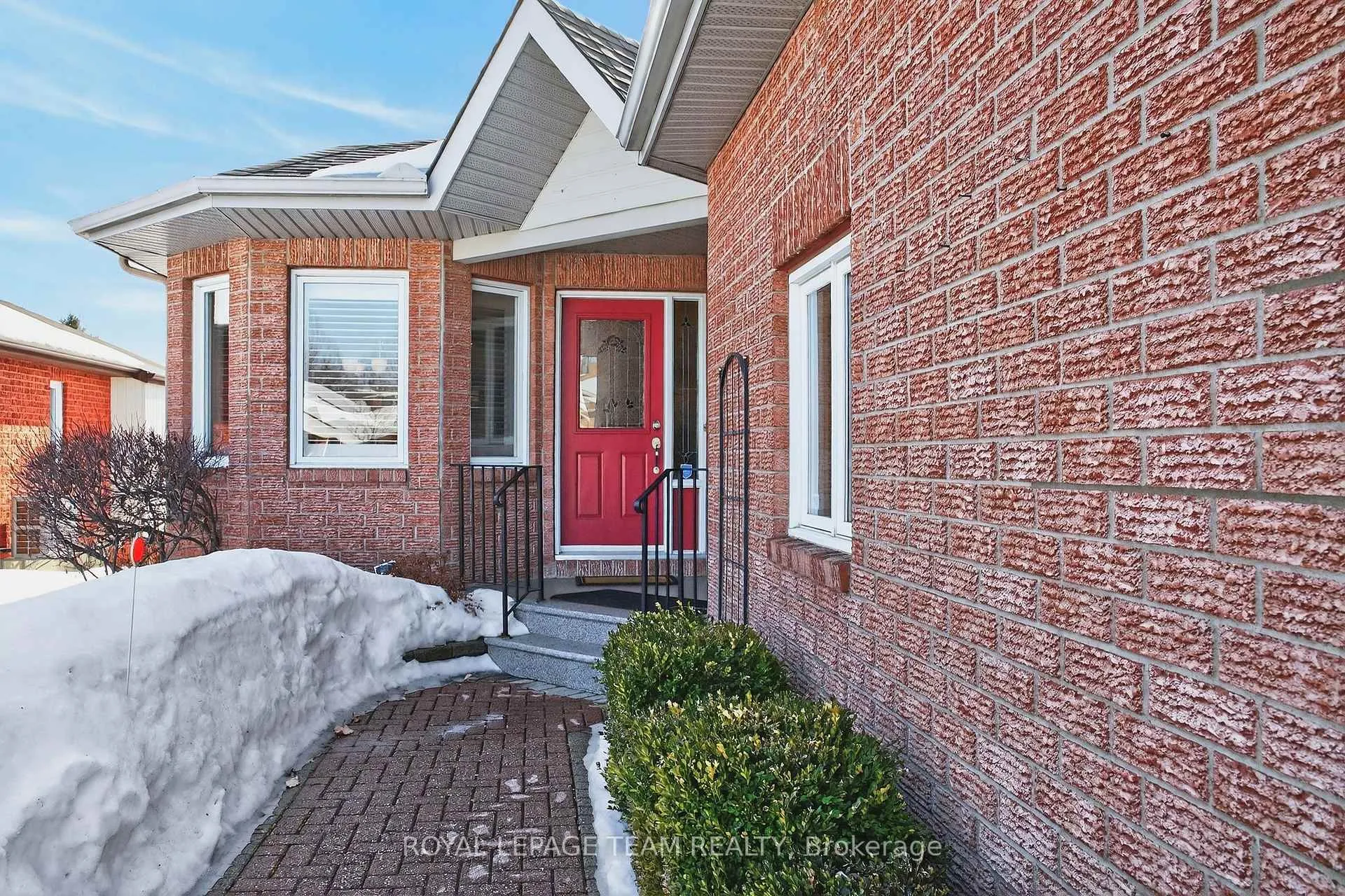 Photo 3 of 12 Partridge Drive, Ottawa, Kanata - Bridlewood — HOMEH