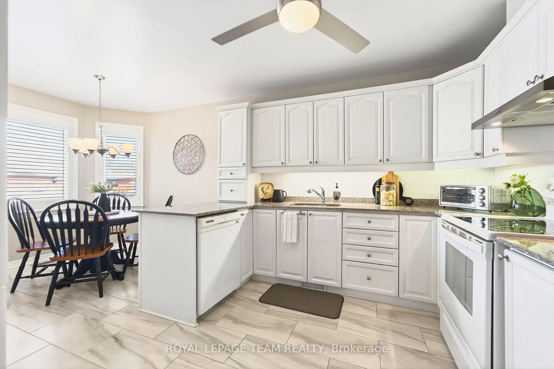 Photo 17 of 12 Partridge Drive, Ottawa, Kanata - Bridlewood — HOMEH