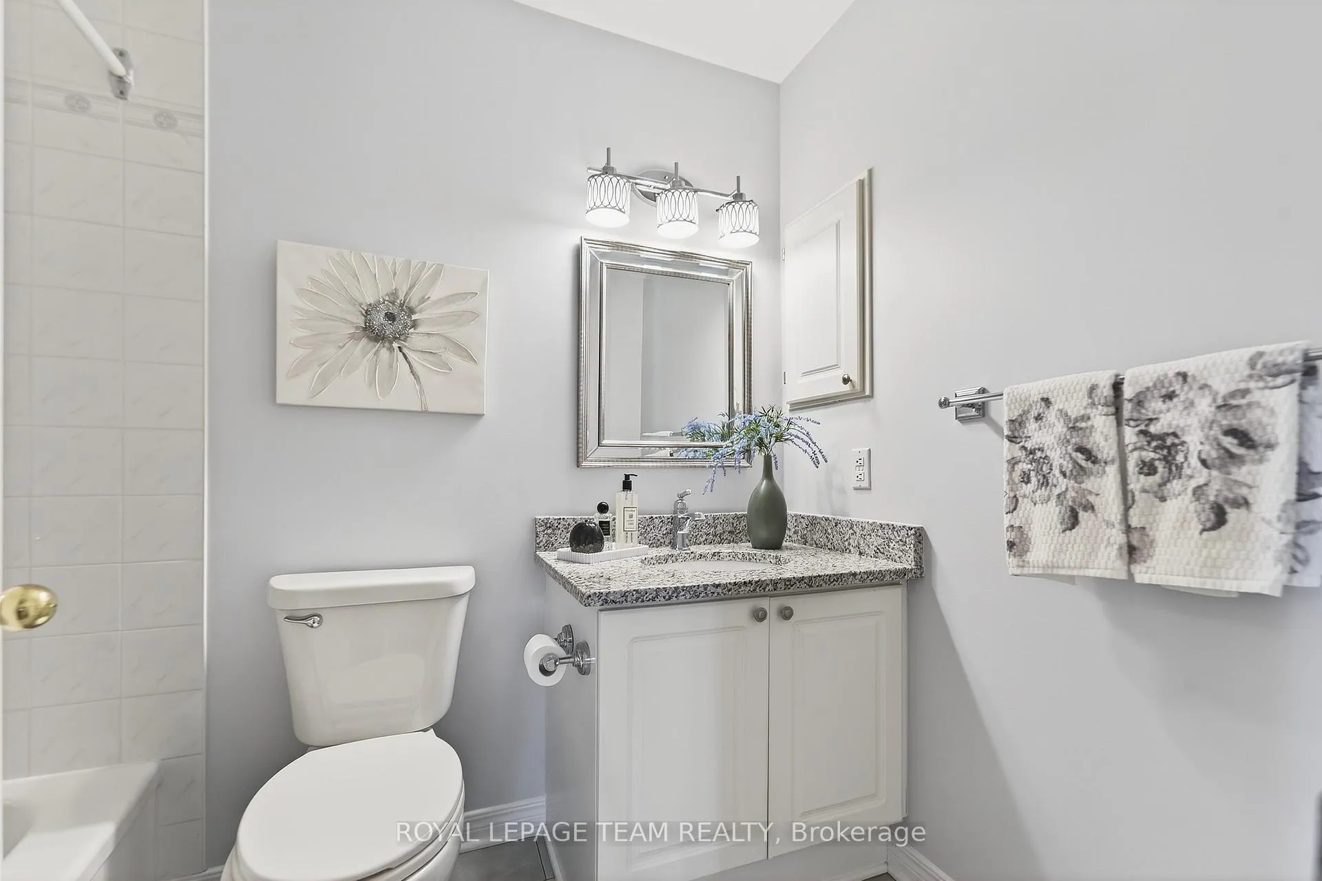 Photo 30 of 12 Partridge Drive, Ottawa, Kanata - Bridlewood — HOMEH