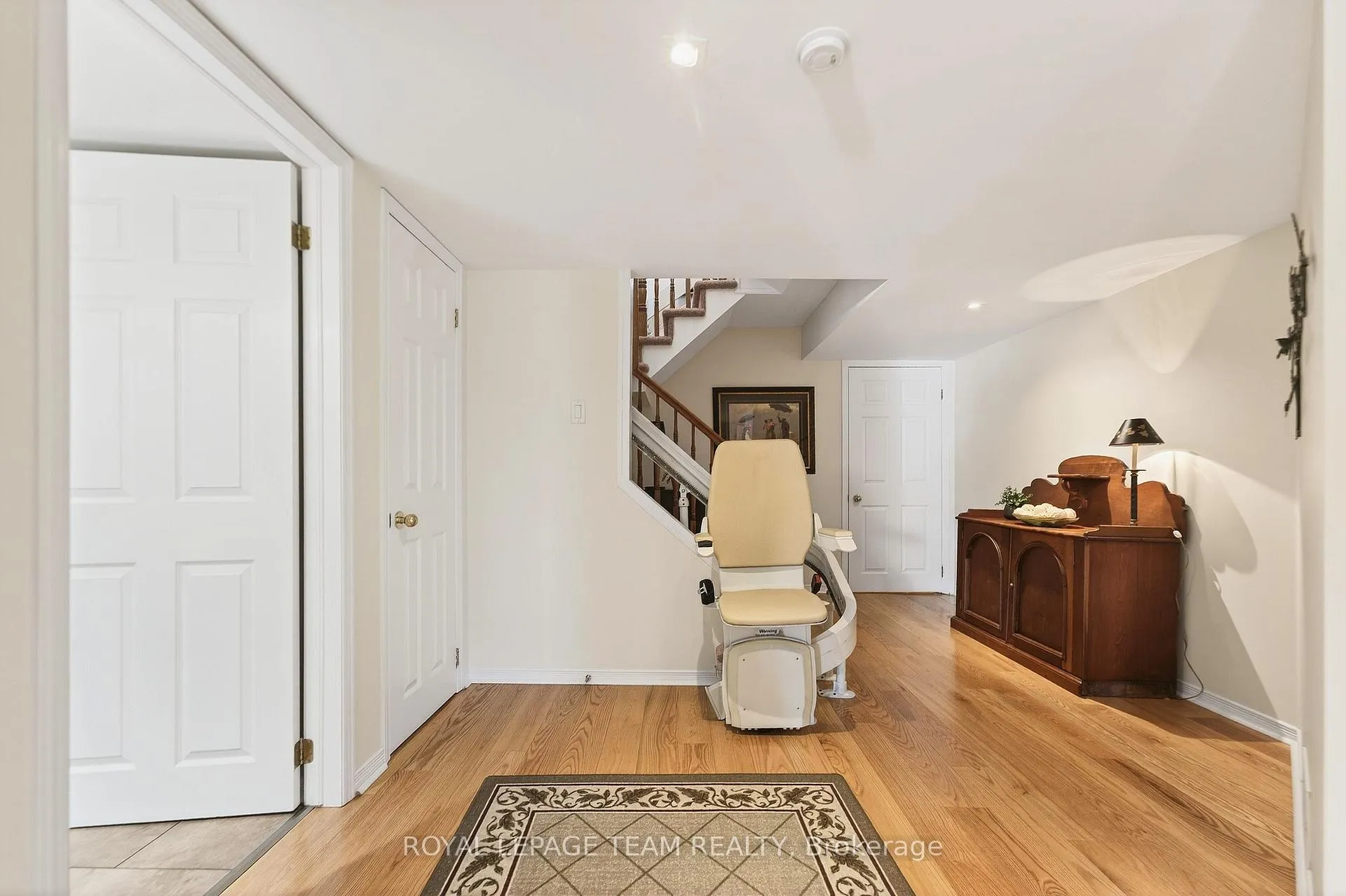 Photo 33 of 12 Partridge Drive, Ottawa, Kanata - Bridlewood — HOMEH