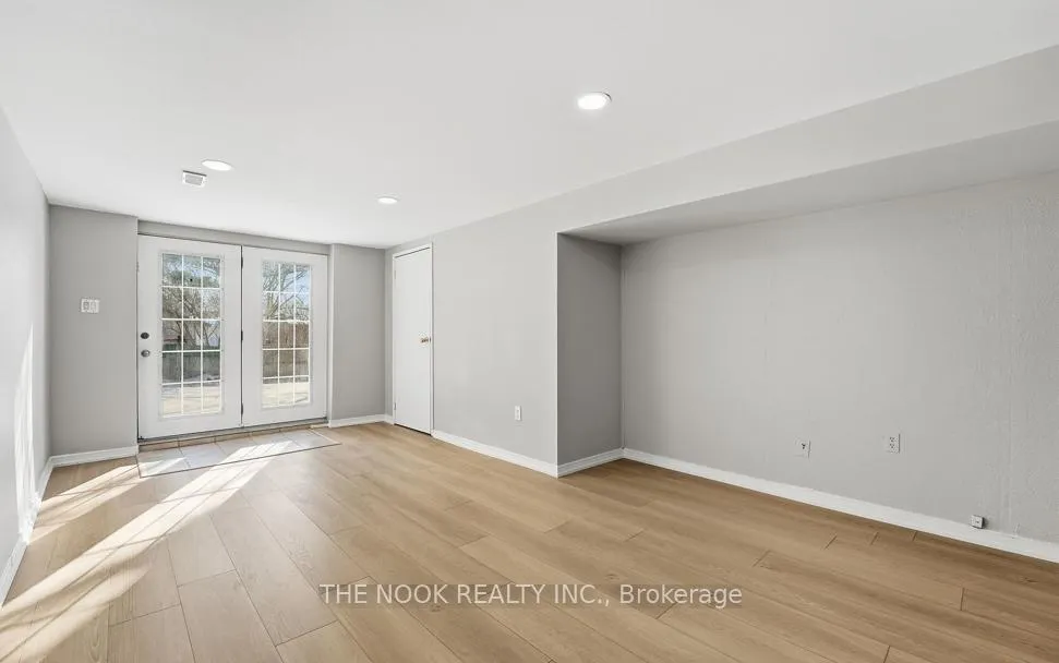 Photo 3 of Unit Bsmt, 868 Grandview Drive, Oshawa, Donevan — HOMEH