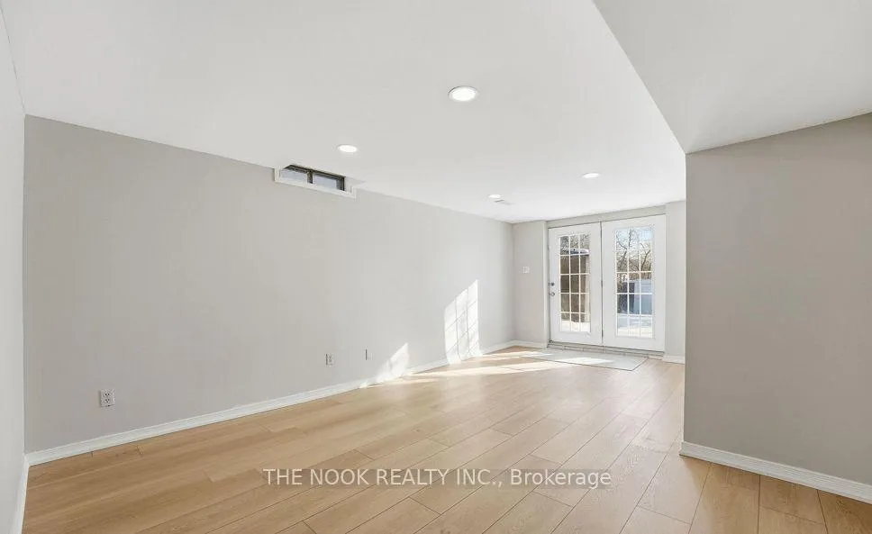 Photo 5 of Unit Bsmt, 868 Grandview Drive, Oshawa, Donevan — HOMEH