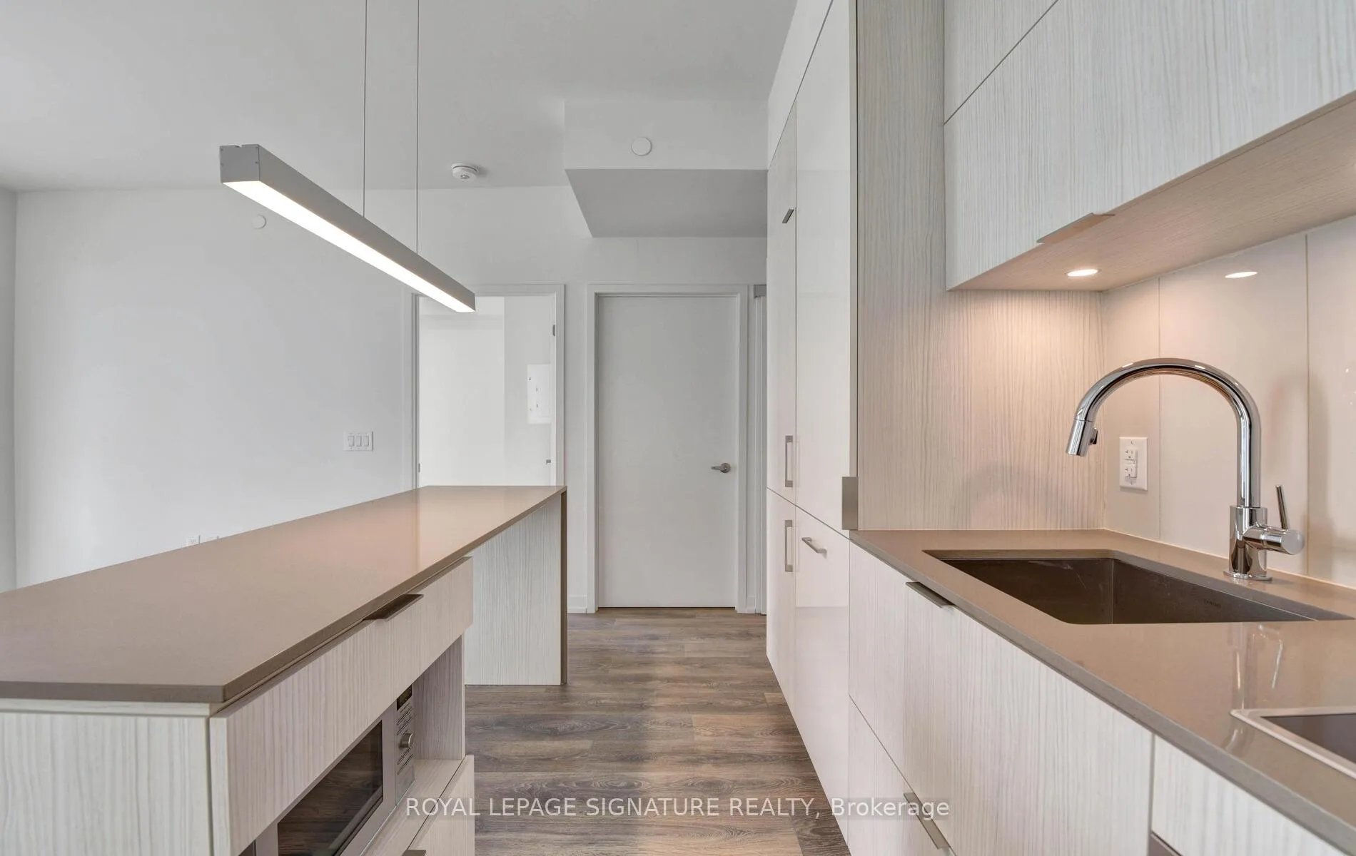 Photo 4 of Unit 2413, 15 Lower Jarvis Street, Toronto, Waterfront Communities — HOMEH