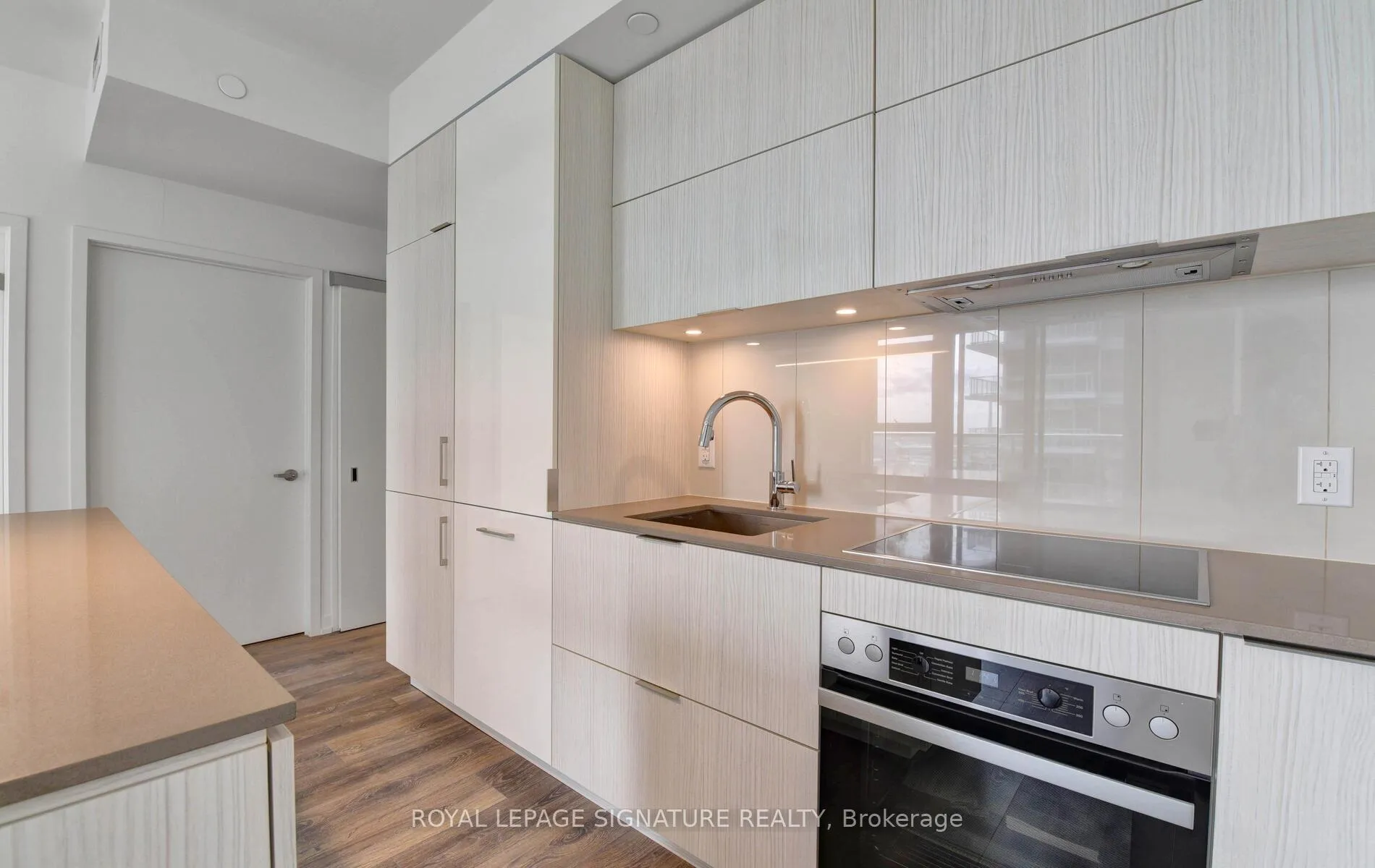 Photo 5 of Unit 2413, 15 Lower Jarvis Street, Toronto, Waterfront Communities — HOMEH