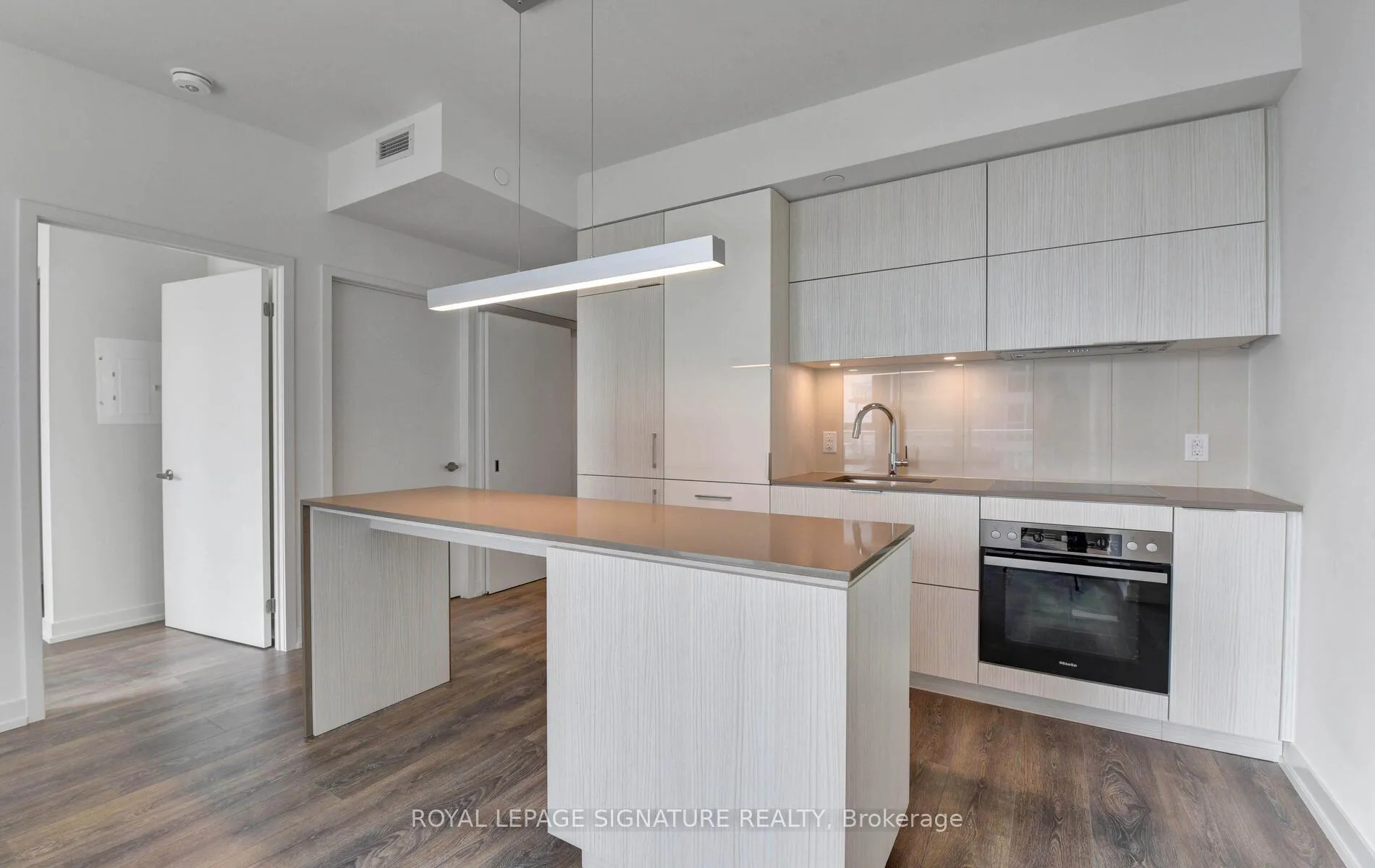 Photo 6 of Unit 2413, 15 Lower Jarvis Street, Toronto, Waterfront Communities — HOMEH