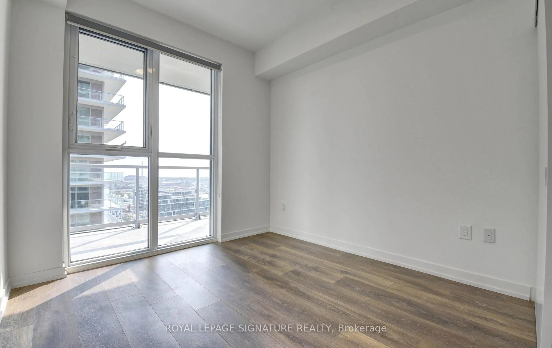 Photo 14 of Unit 2413, 15 Lower Jarvis Street, Toronto, Waterfront Communities — HOMEH
