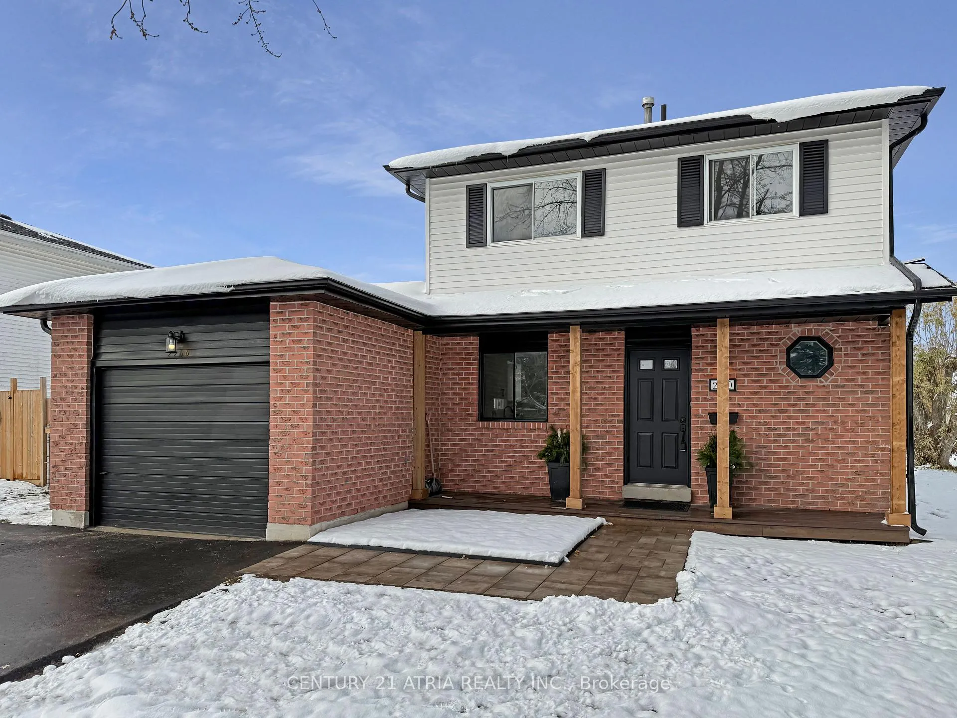 Photo 3 of 2260 Lynn Street, Innisfil, Stroud — HOMEH