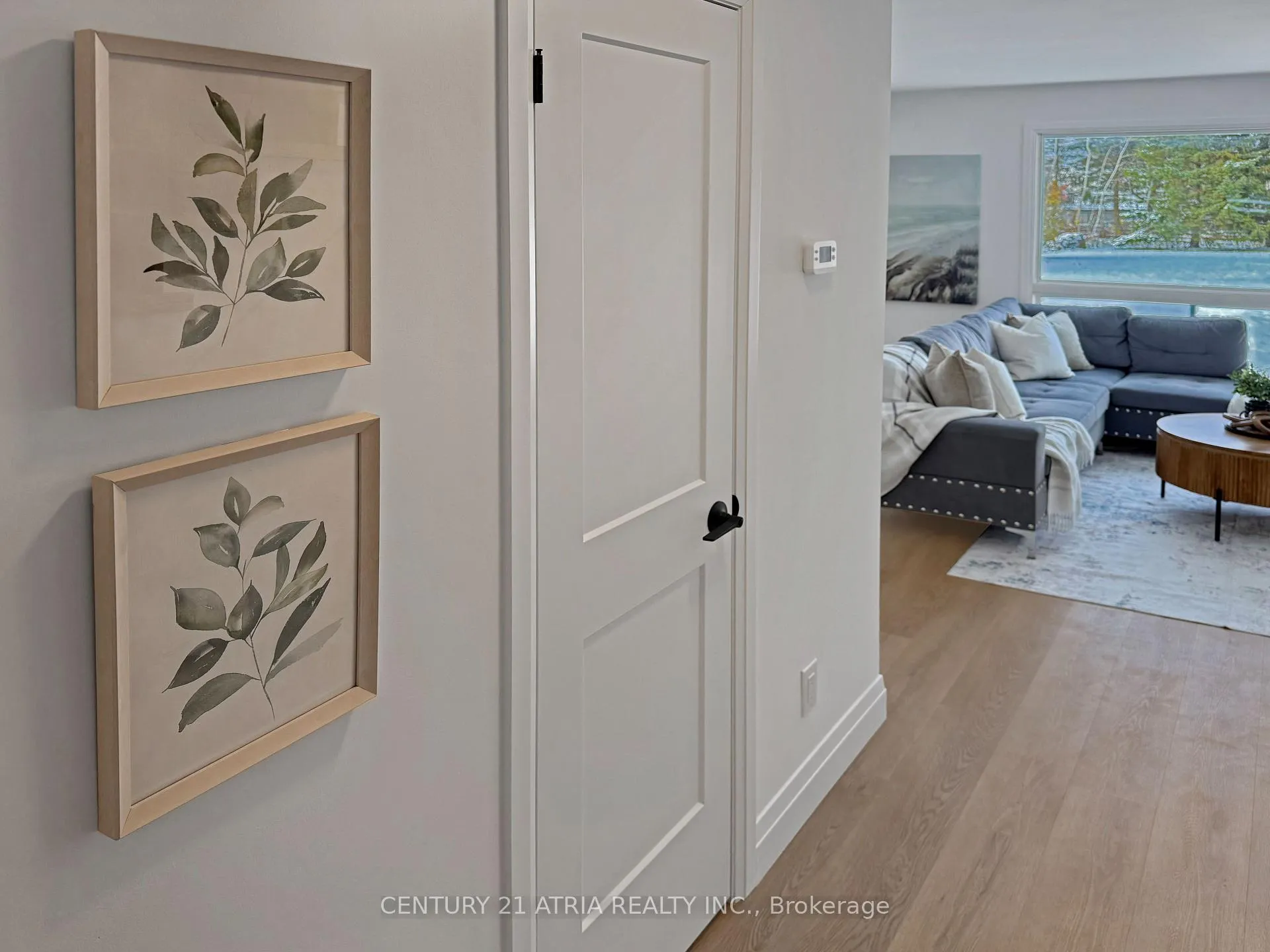 Photo 9 of 2260 Lynn Street, Innisfil, Stroud — HOMEH