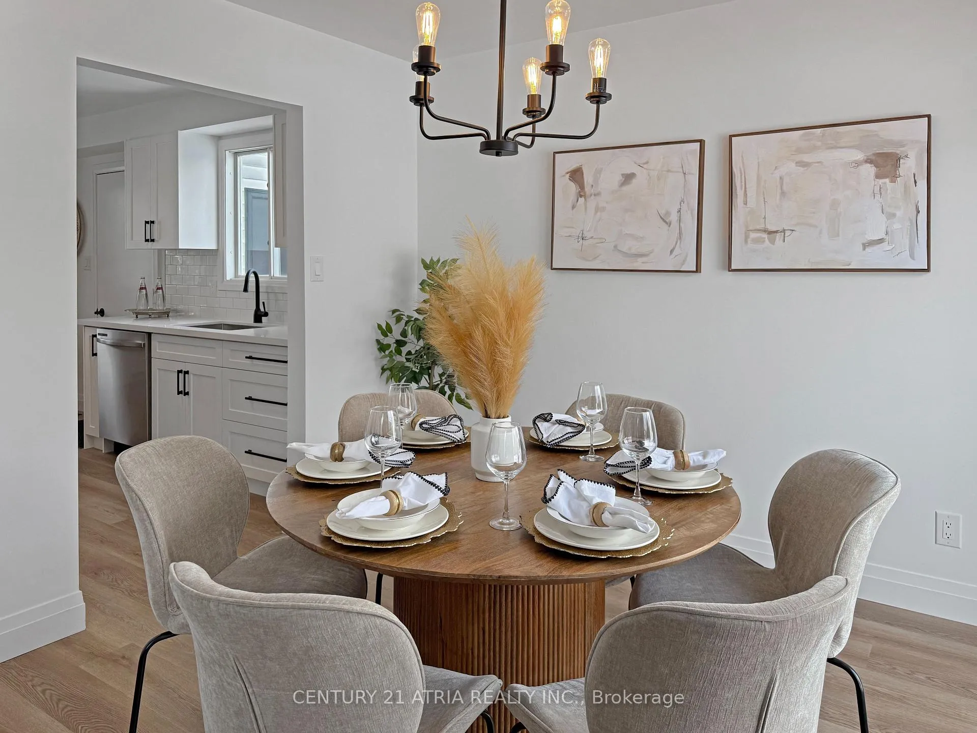 Photo 15 of 2260 Lynn Street, Innisfil, Stroud — HOMEH