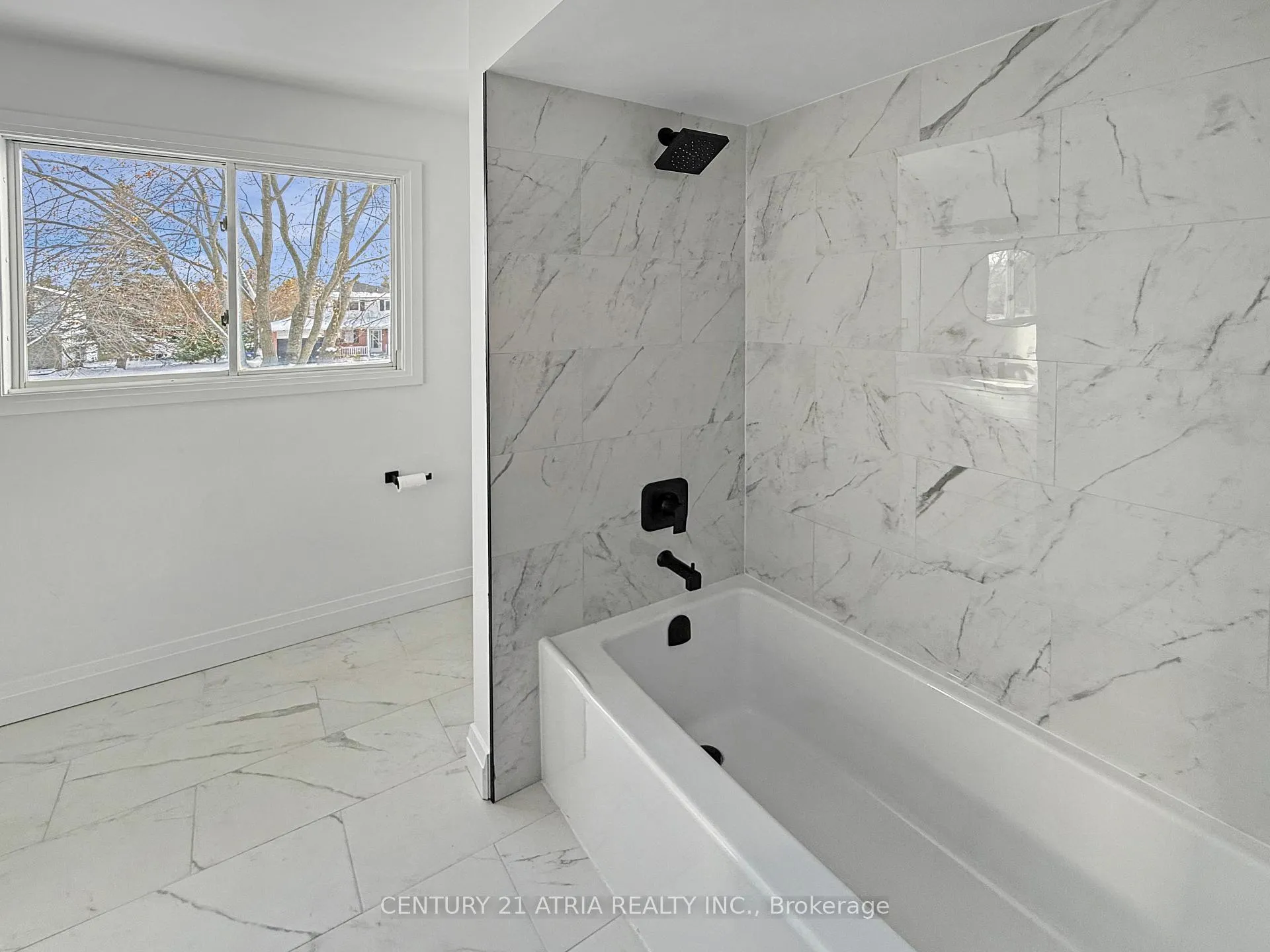 Photo 29 of 2260 Lynn Street, Innisfil, Stroud — HOMEH