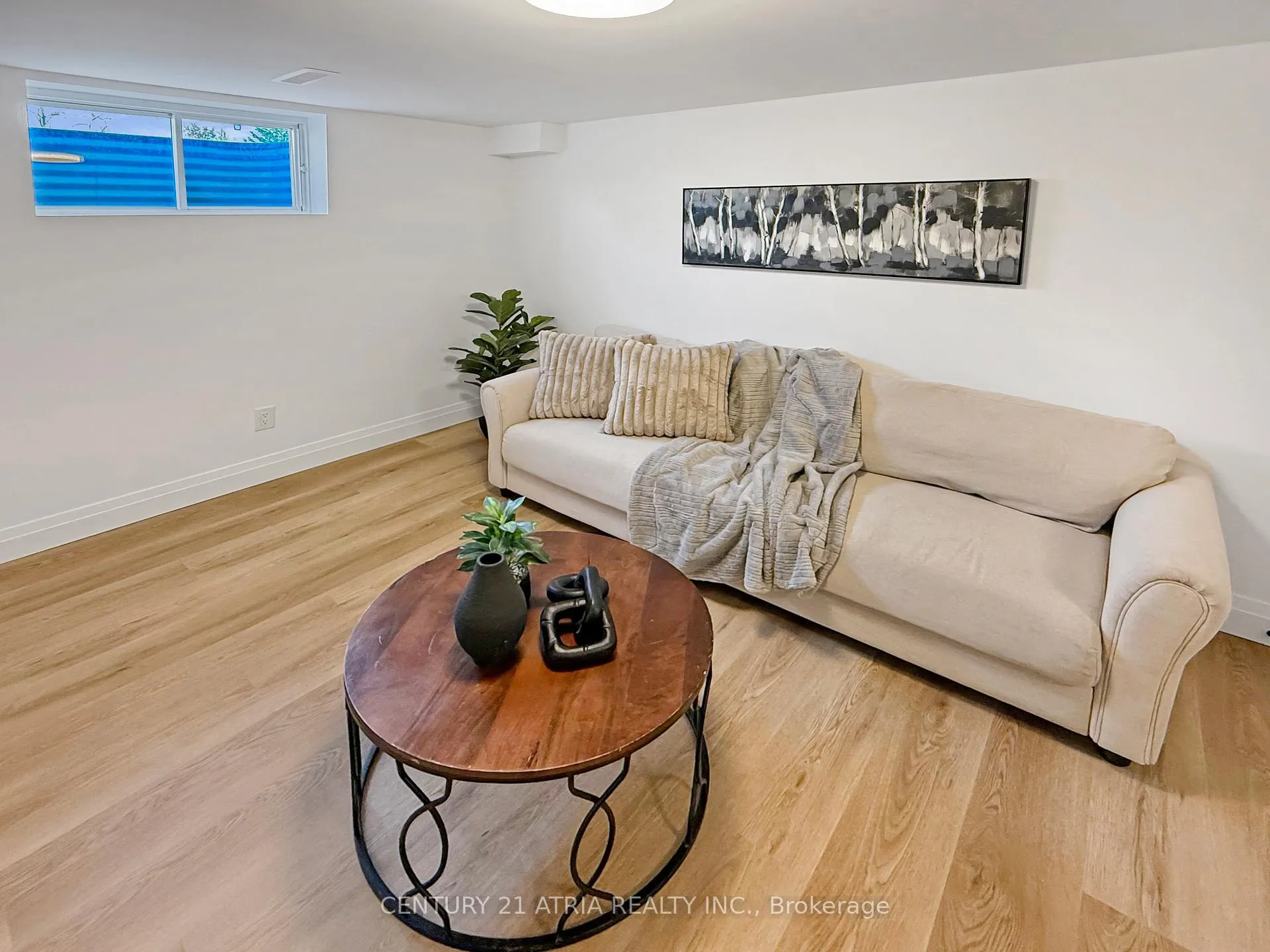 Photo 36 of 2260 Lynn Street, Innisfil, Stroud — HOMEH