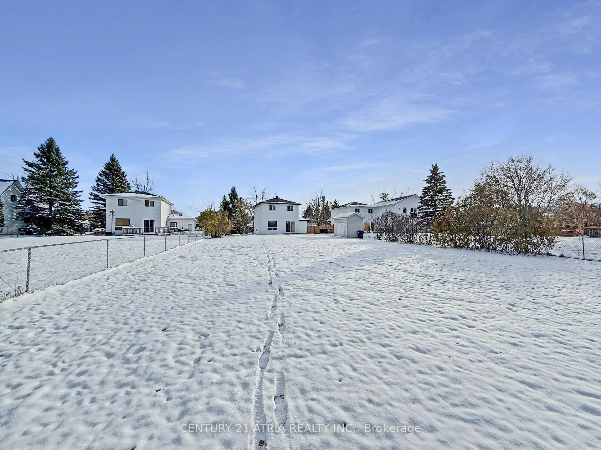Photo 38 of 2260 Lynn Street, Innisfil, Stroud — HOMEH