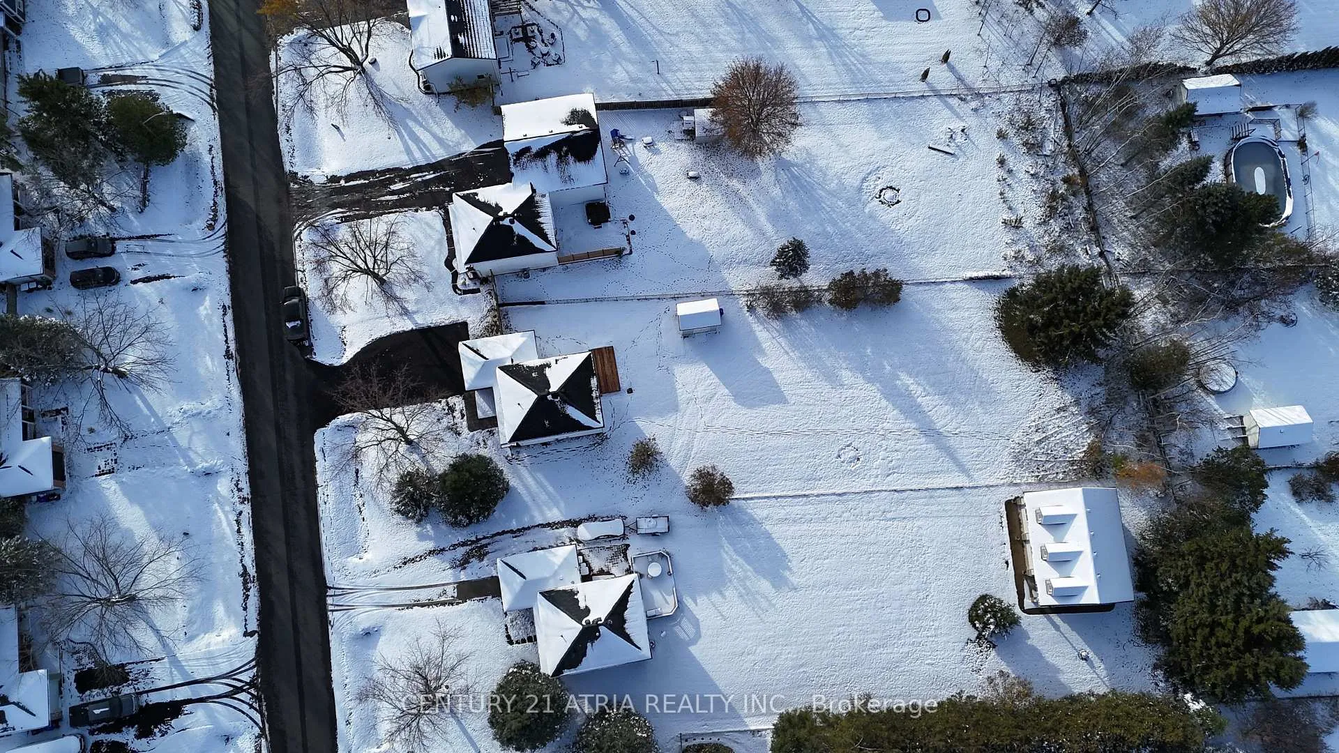 Photo 44 of 2260 Lynn Street, Innisfil, Stroud — HOMEH