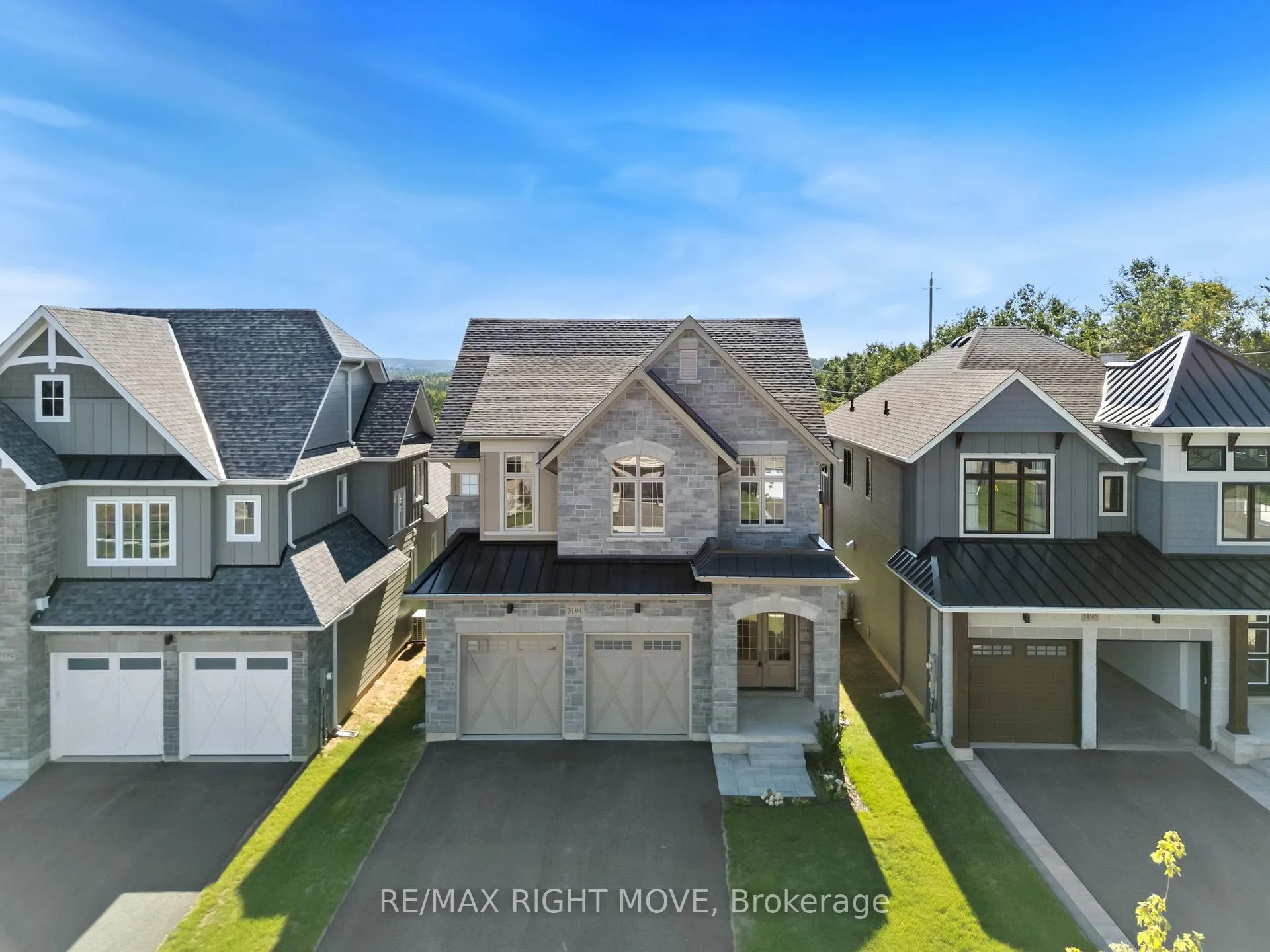 Front of 3194 Orion Boulevard